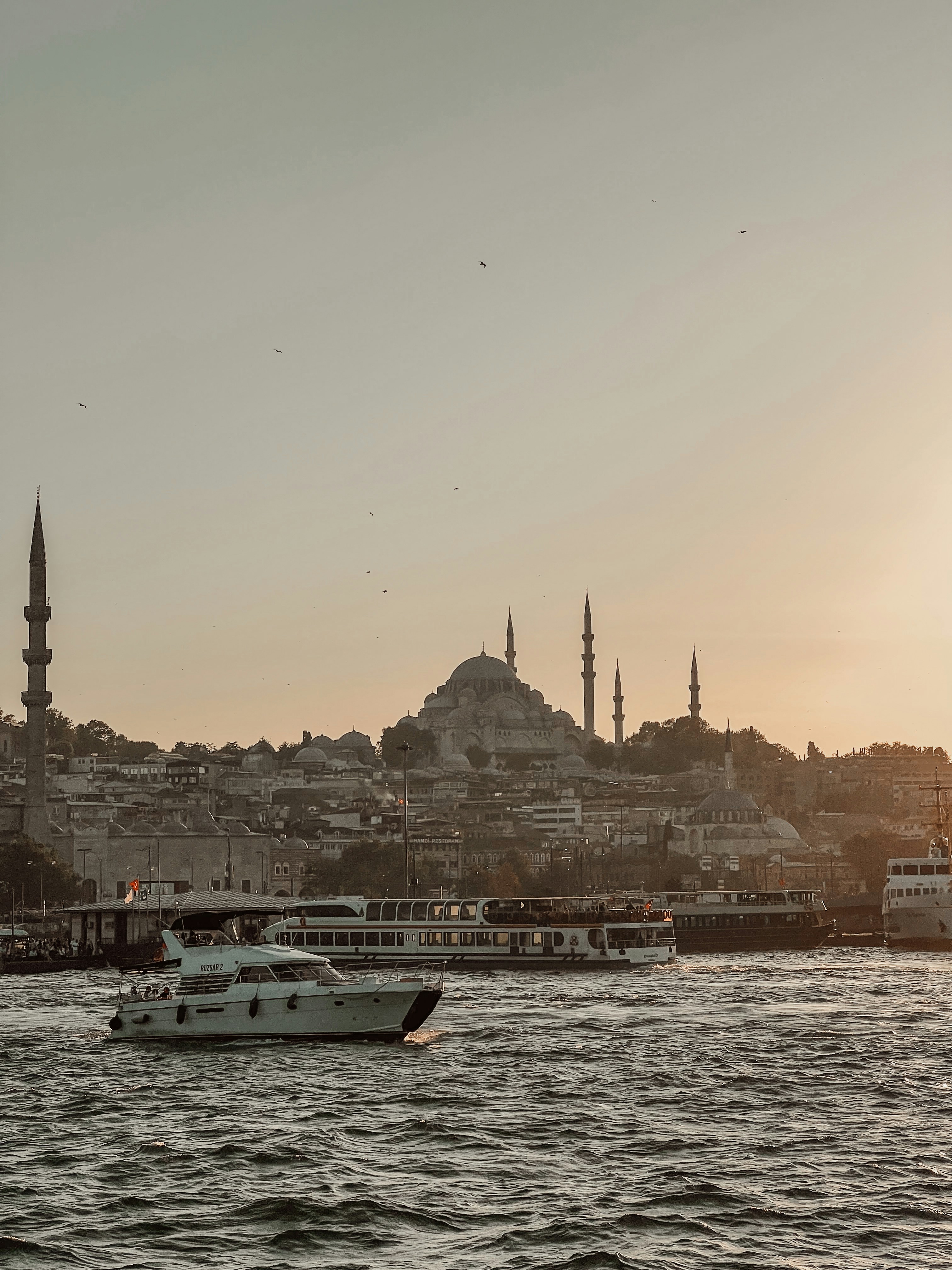 Photo by tsariovaanna