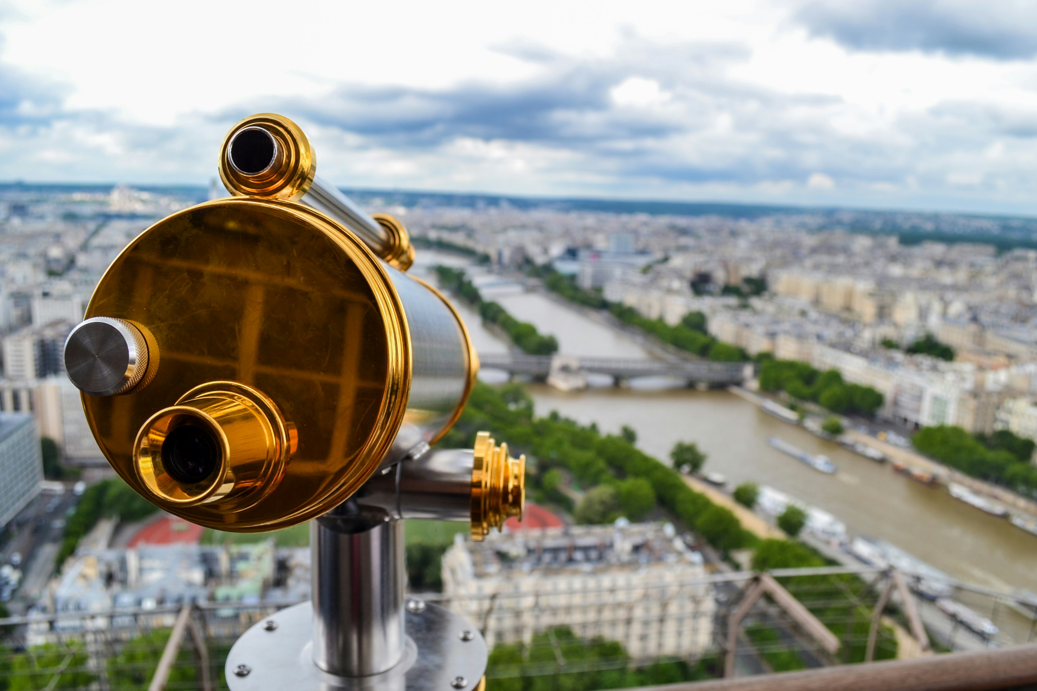 Stay online in the Discover Global with a prepaid eSIM from eSIMlii. Instant activation, no roaming charges, and reliable coverage.