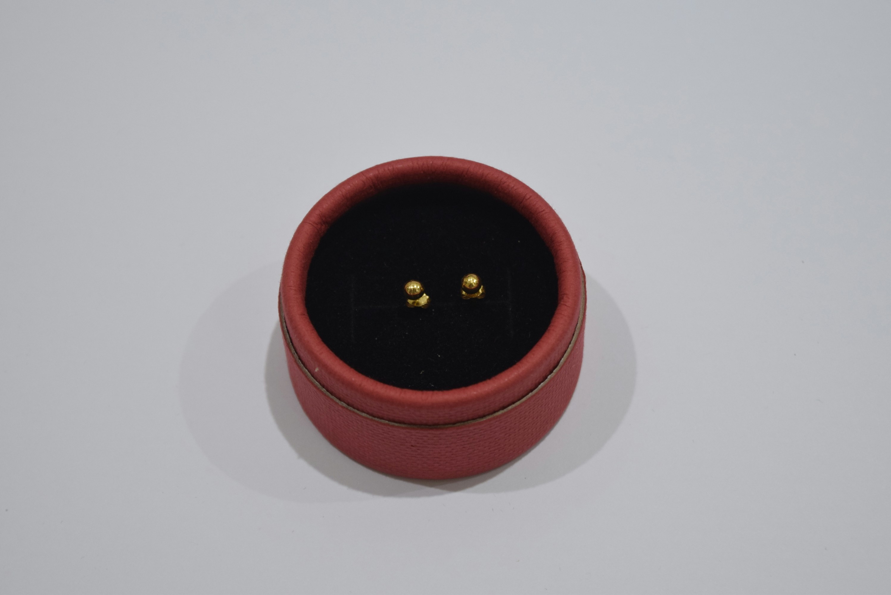 A Taste of the World: Olive Pairings with Global Cuisines