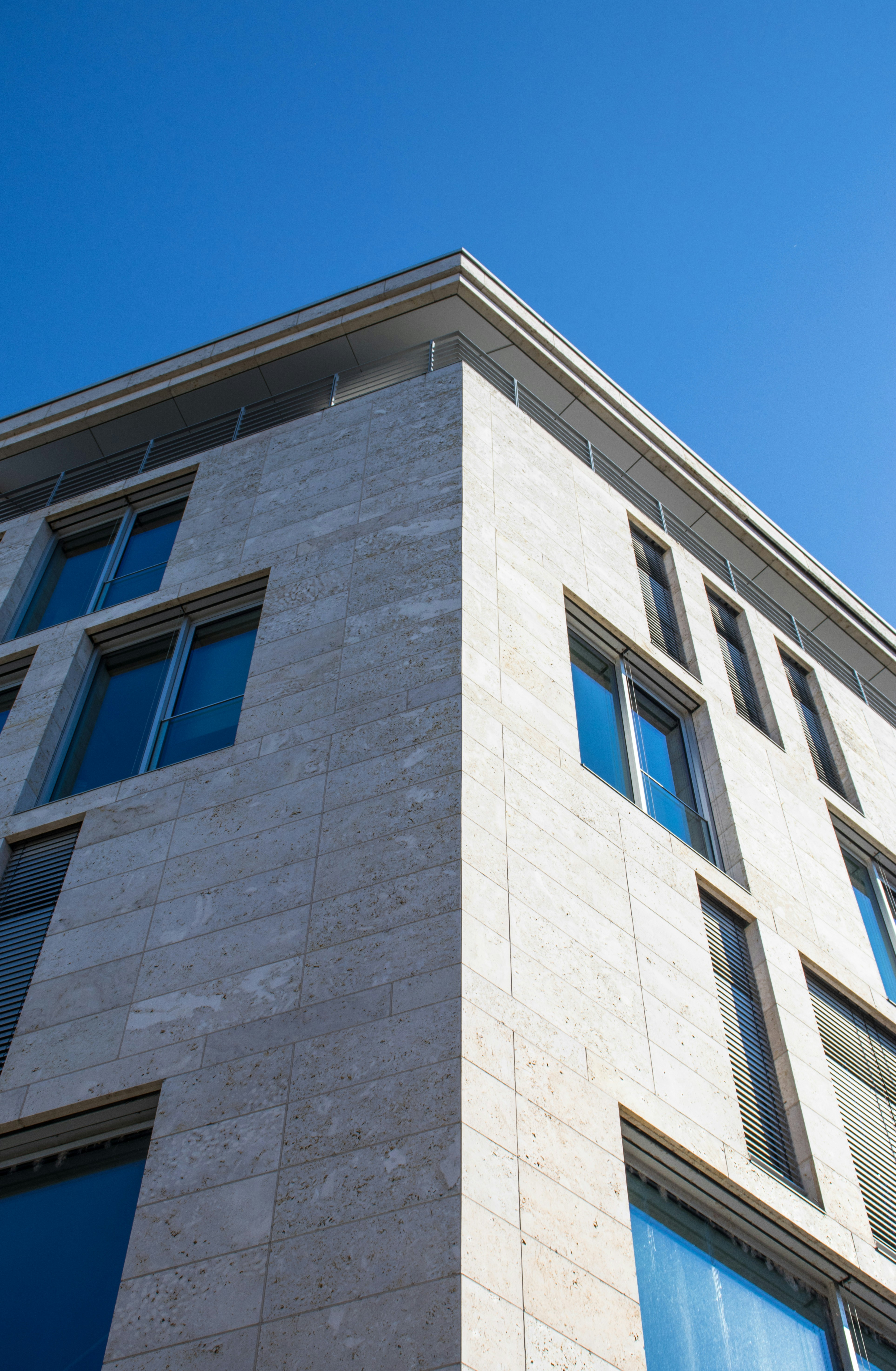 Photo by lucasgallone