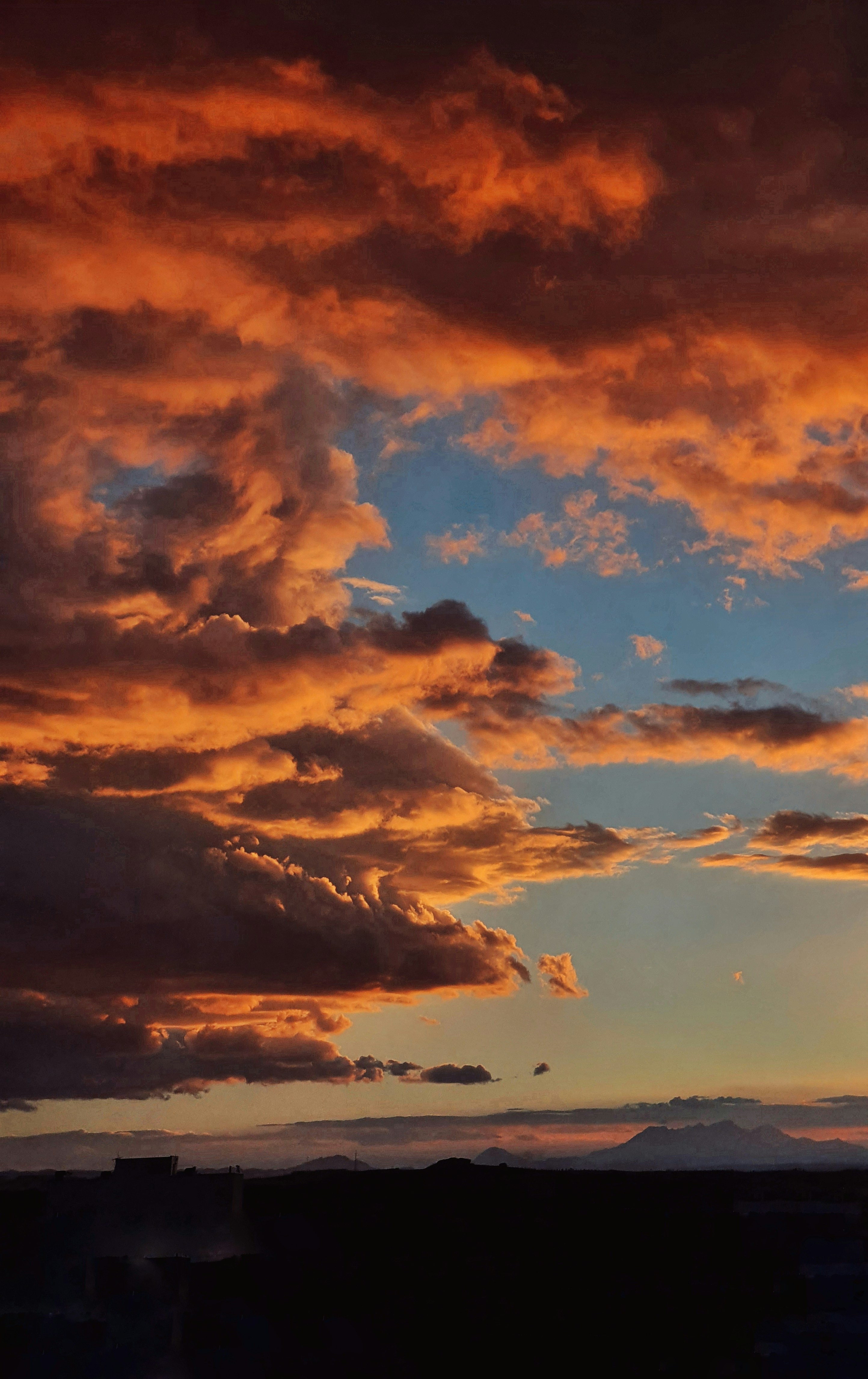 Photo by hasanalmasi