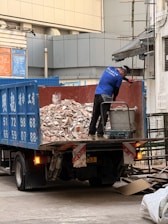 Serviços remoção de entulhos com ajudante 