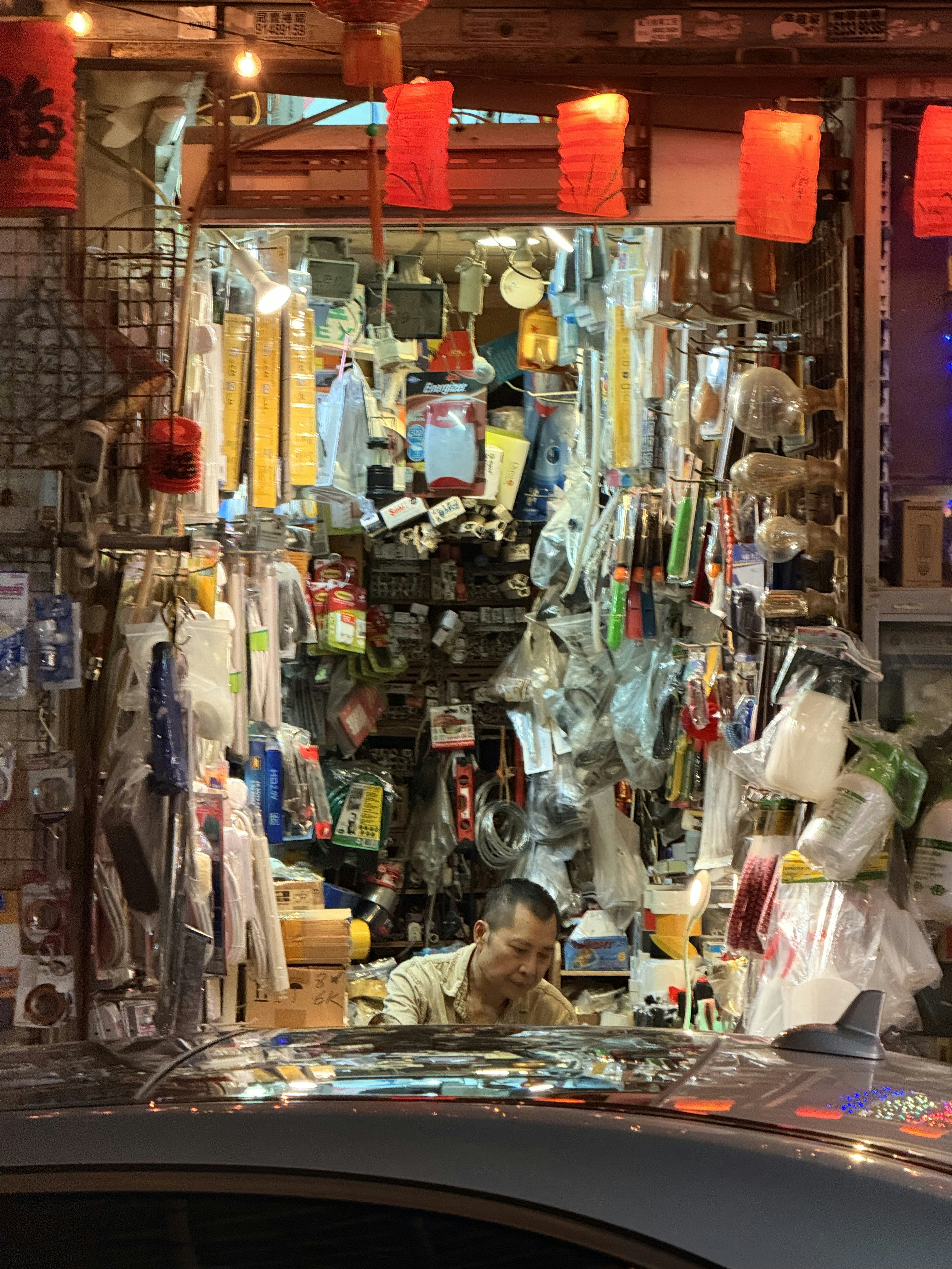 Vendor Toolkit Review: PocketPrint 2.0 and Thermal Carriers for Same‑Day Wedding Deliveries