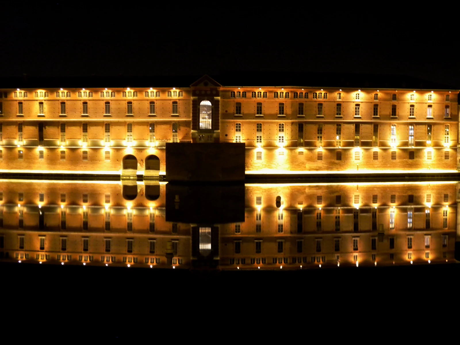 Landmarks Glow Orange for Bullying Prevention Campaign
