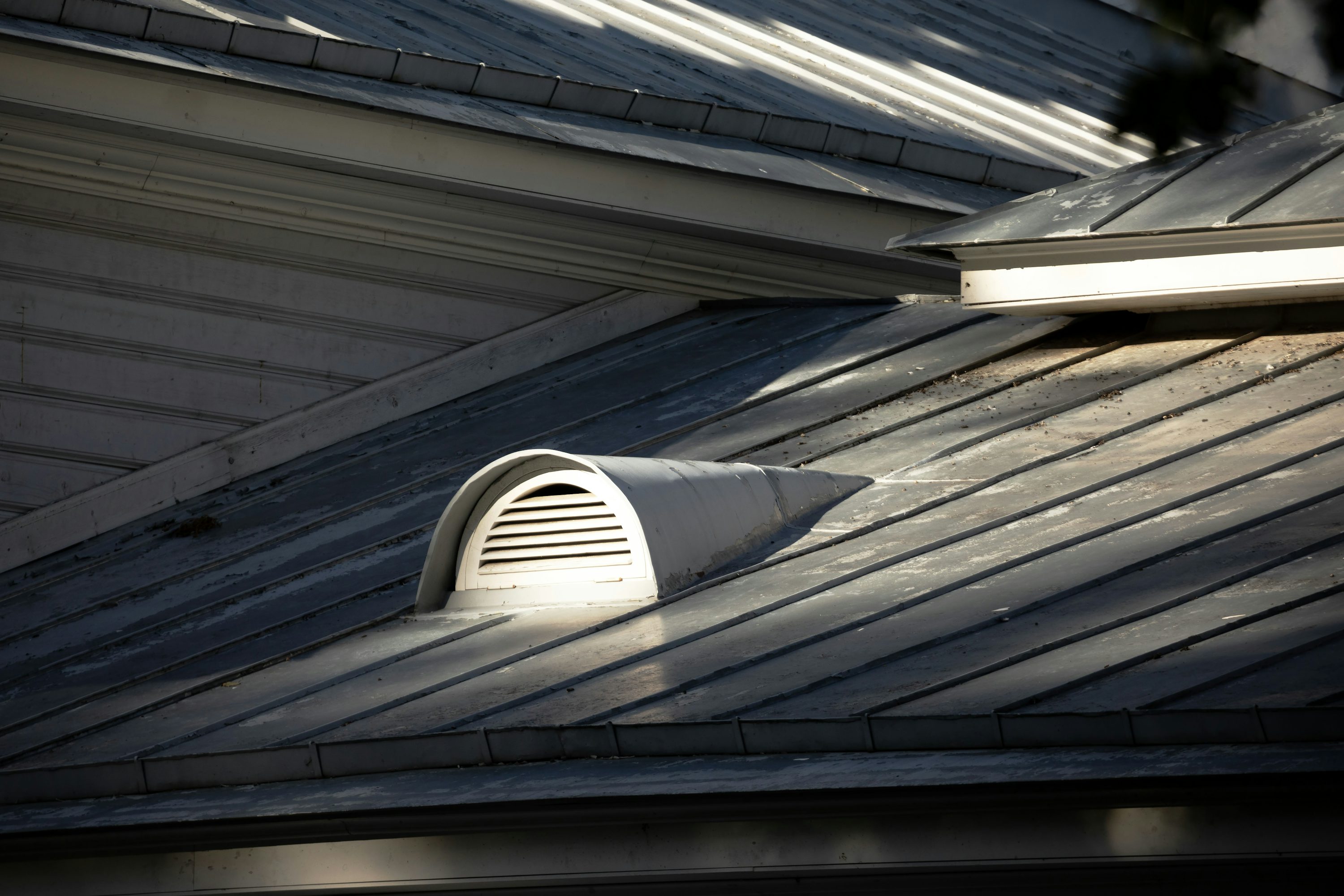 Roof ventilation installation