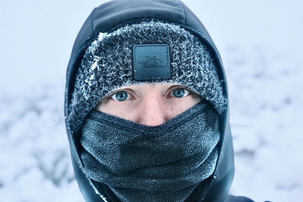 Running in Cold Weather: Gear Layering Guide for Winter Runners