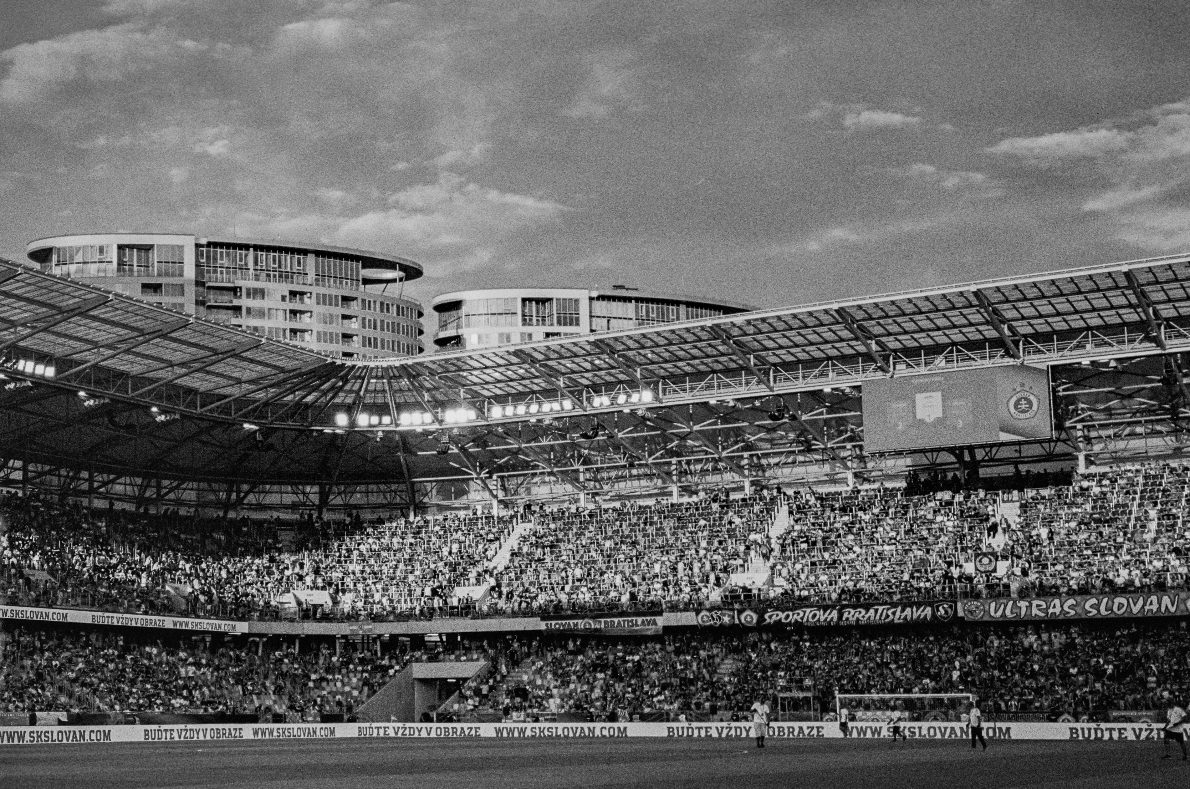 PARTIDO DE FUTBOL ENTRE LA SD PONFERRADINA Y UNIONISTAS DE SALAMANCA▸