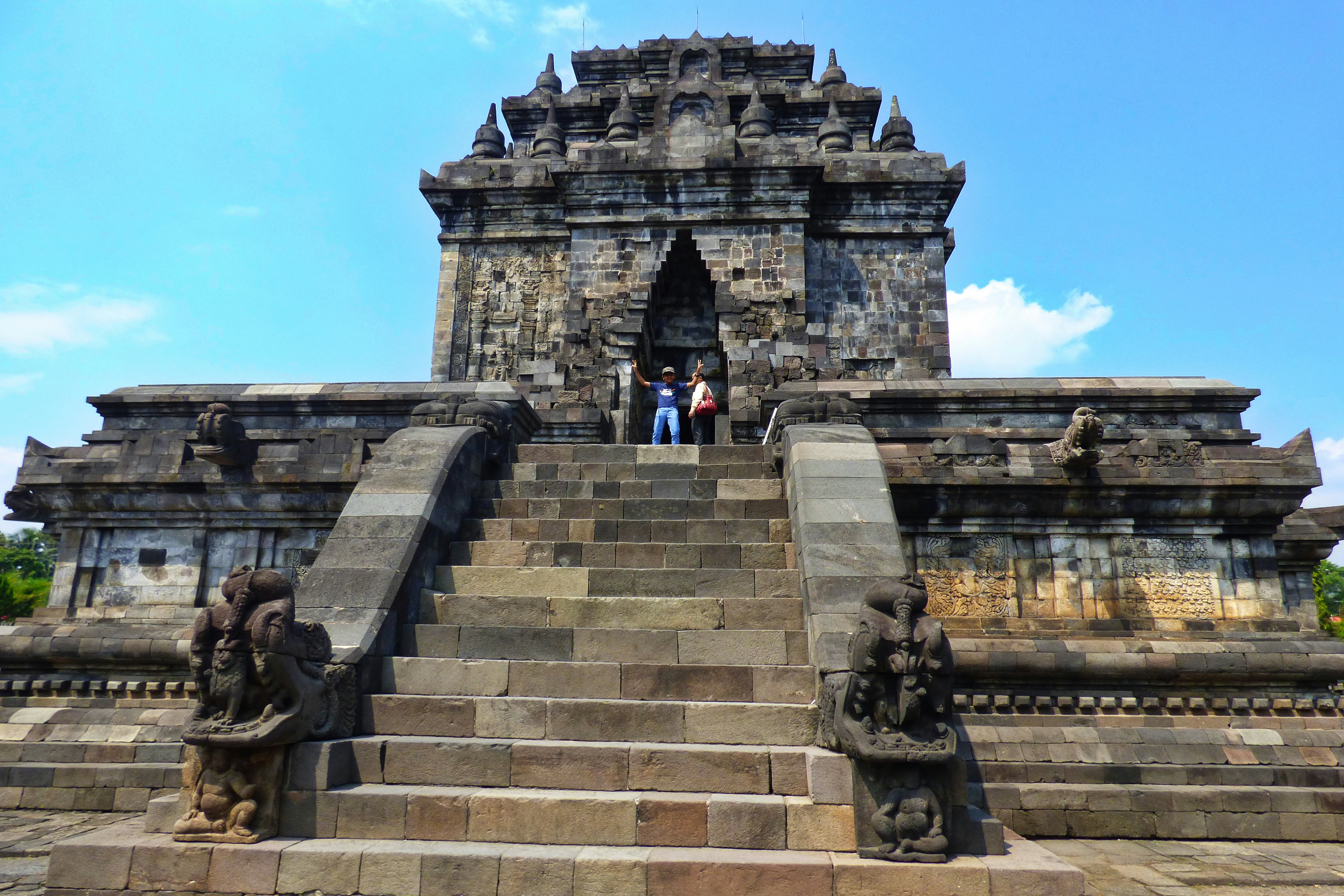 ancient temple java, wallpaper, Sejarah Candi Penataran: Warisan Kerajaan Majapahit 3