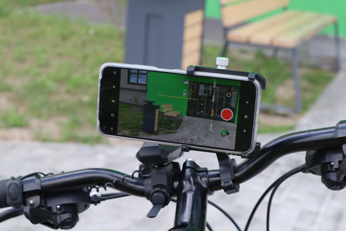 Smartphone mounted on bicycle handlebars