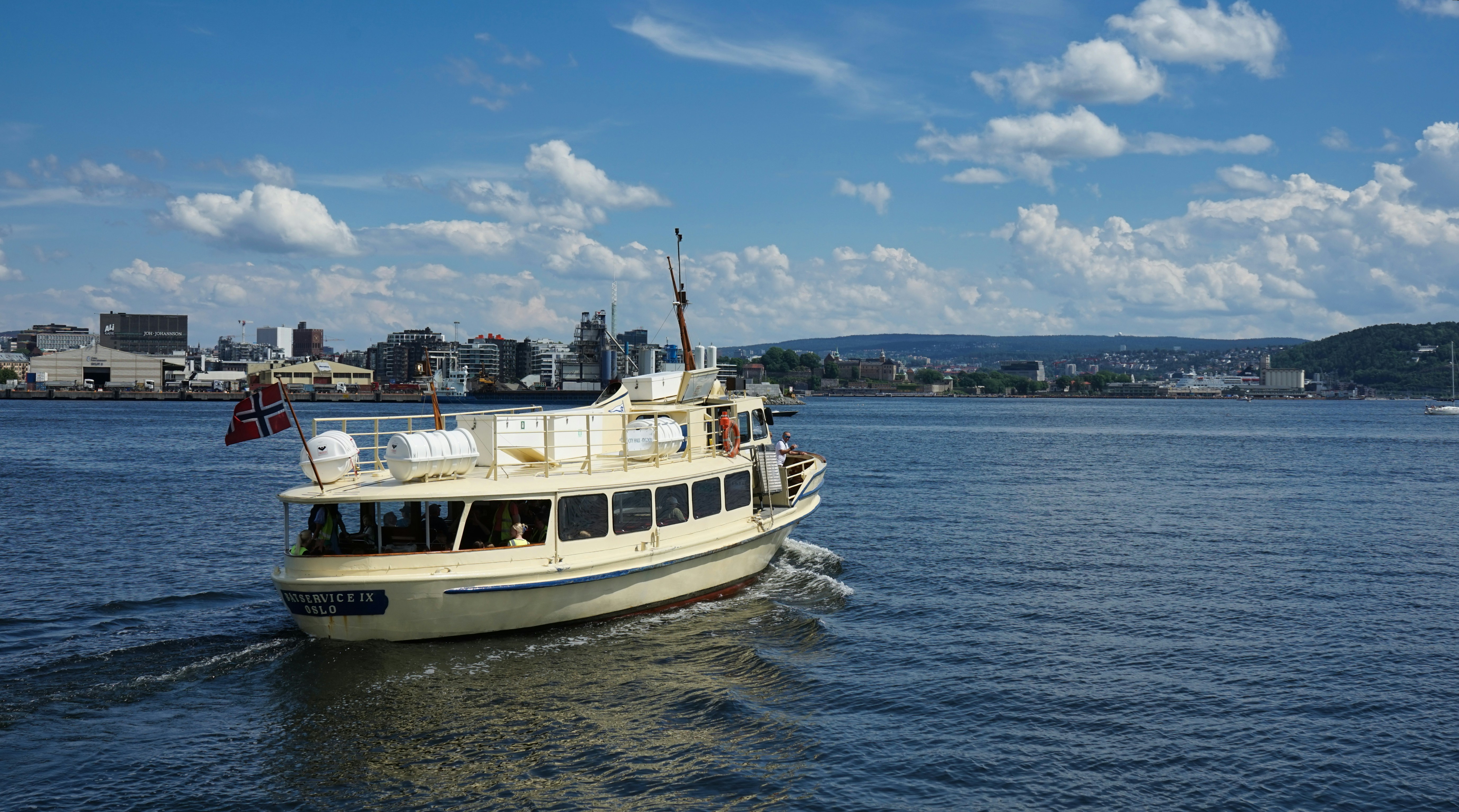 Photo by gunnarridder