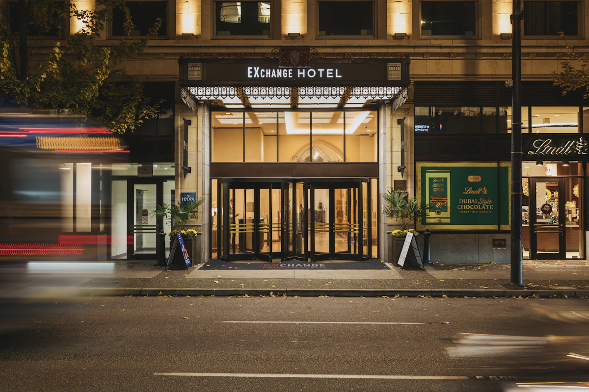 How to Set a Hotel Award Alert So You Never Miss Lowest Pricing