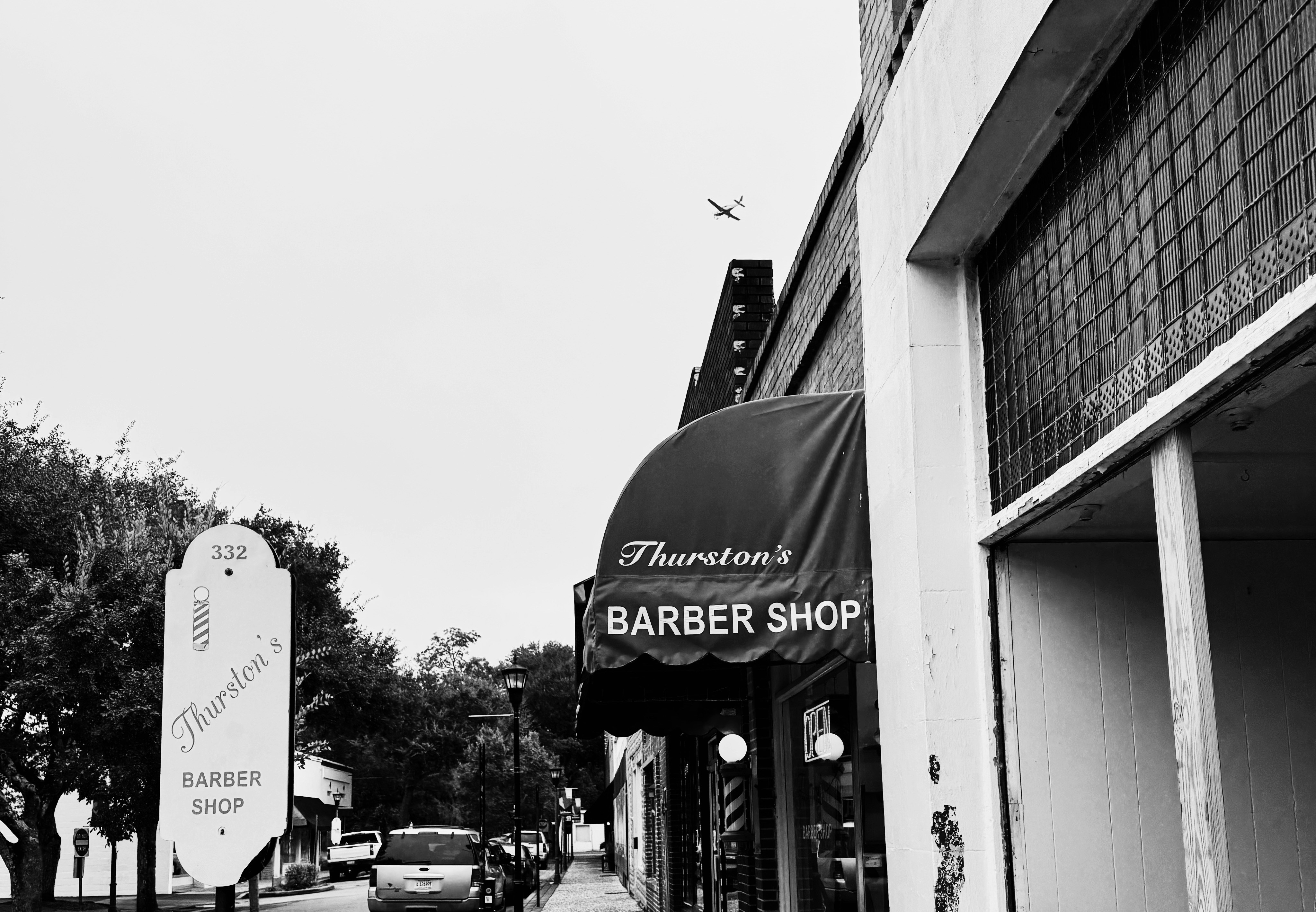 Navigating the Evolving Beauty Market: Local vs. Big Names in Salons