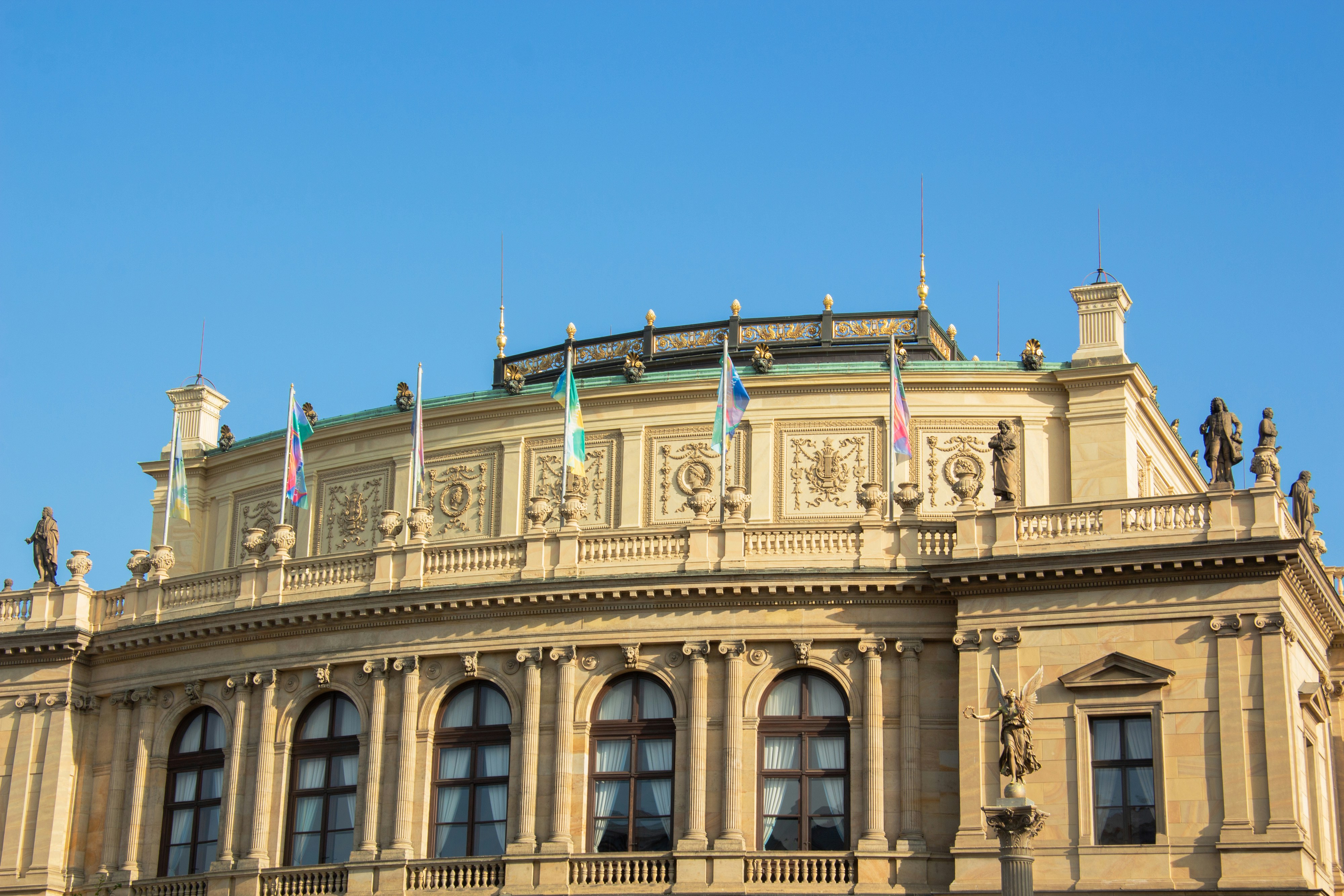 Photo by emirkutluay