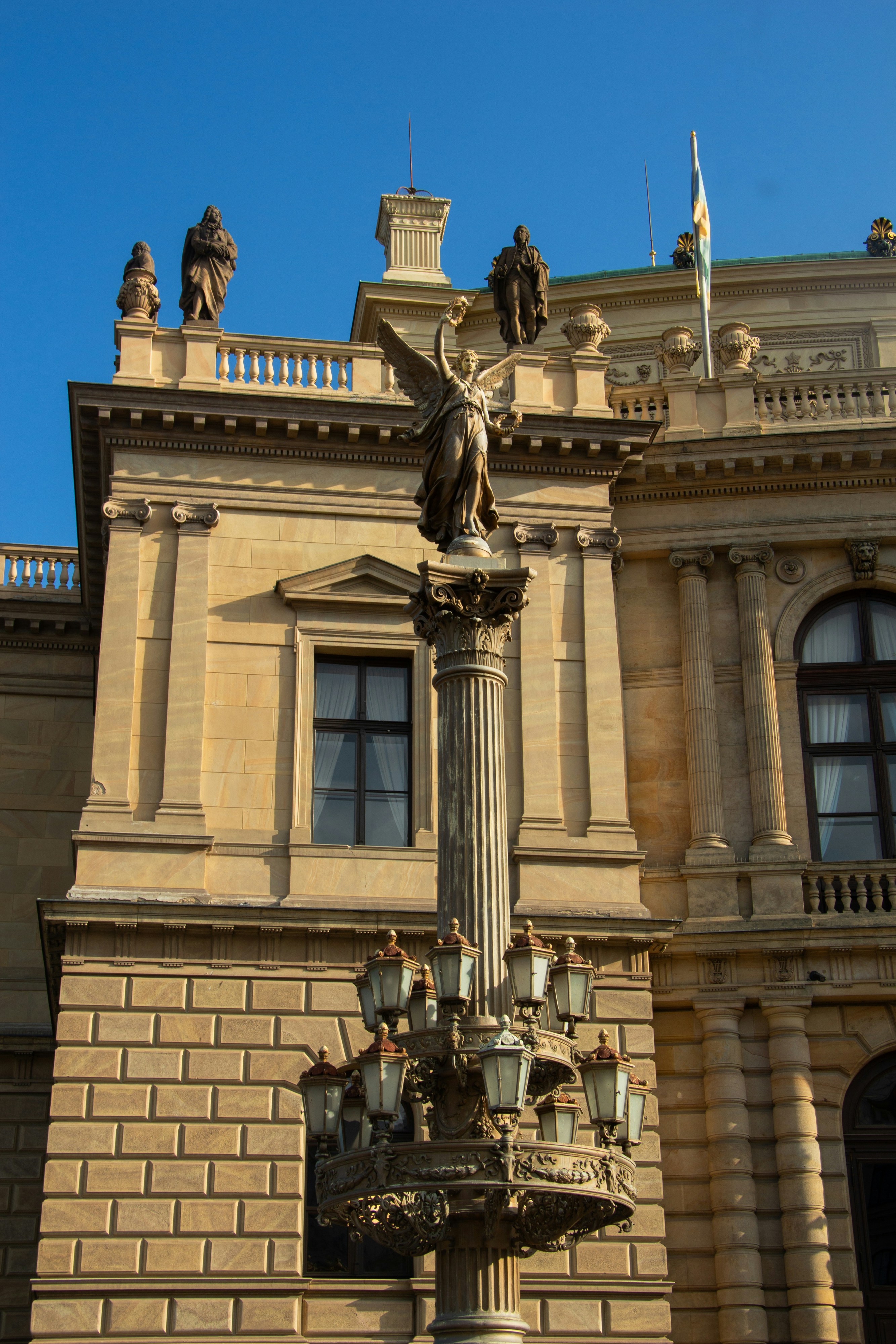 Photo by emirkutluay