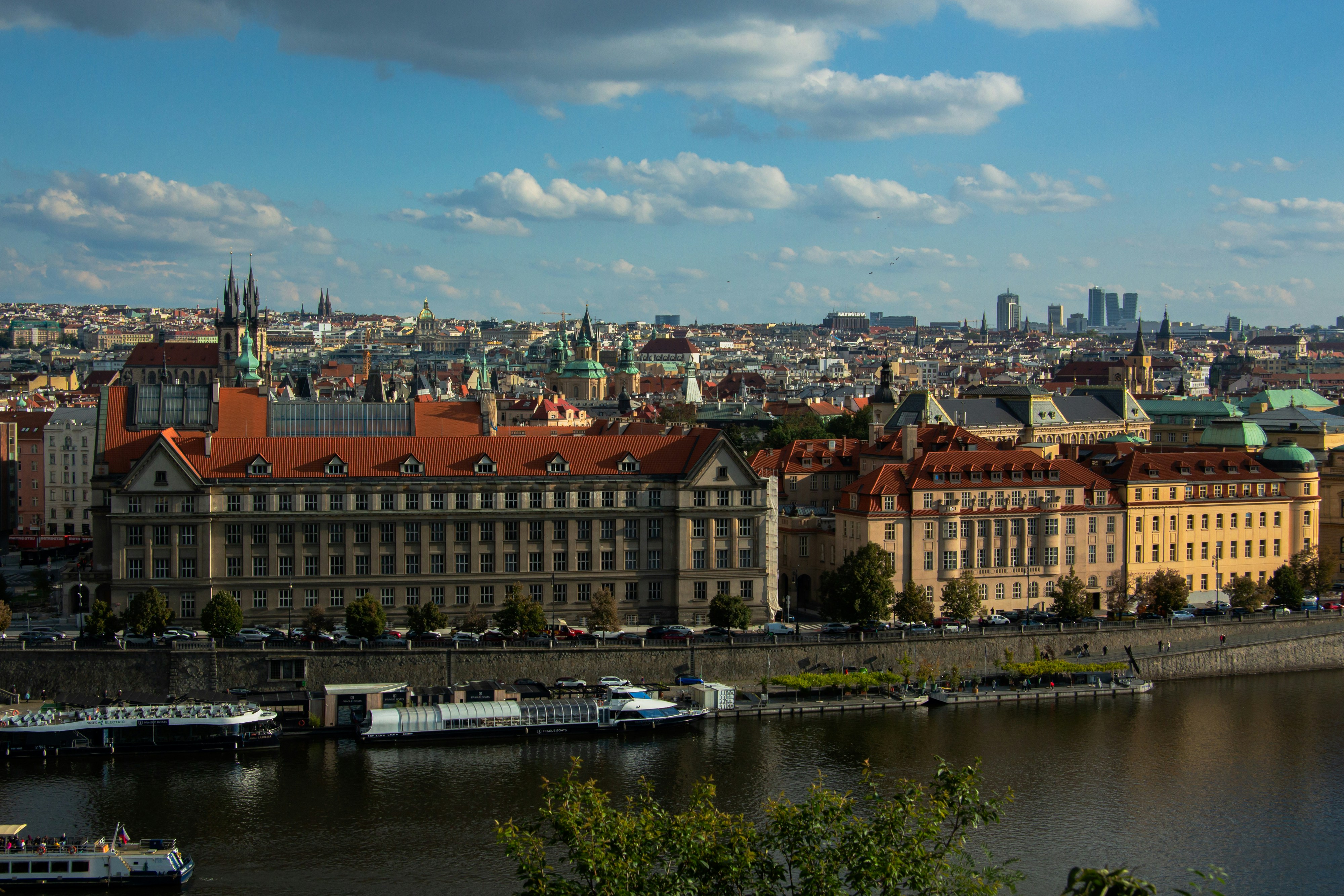 Photo by emirkutluay