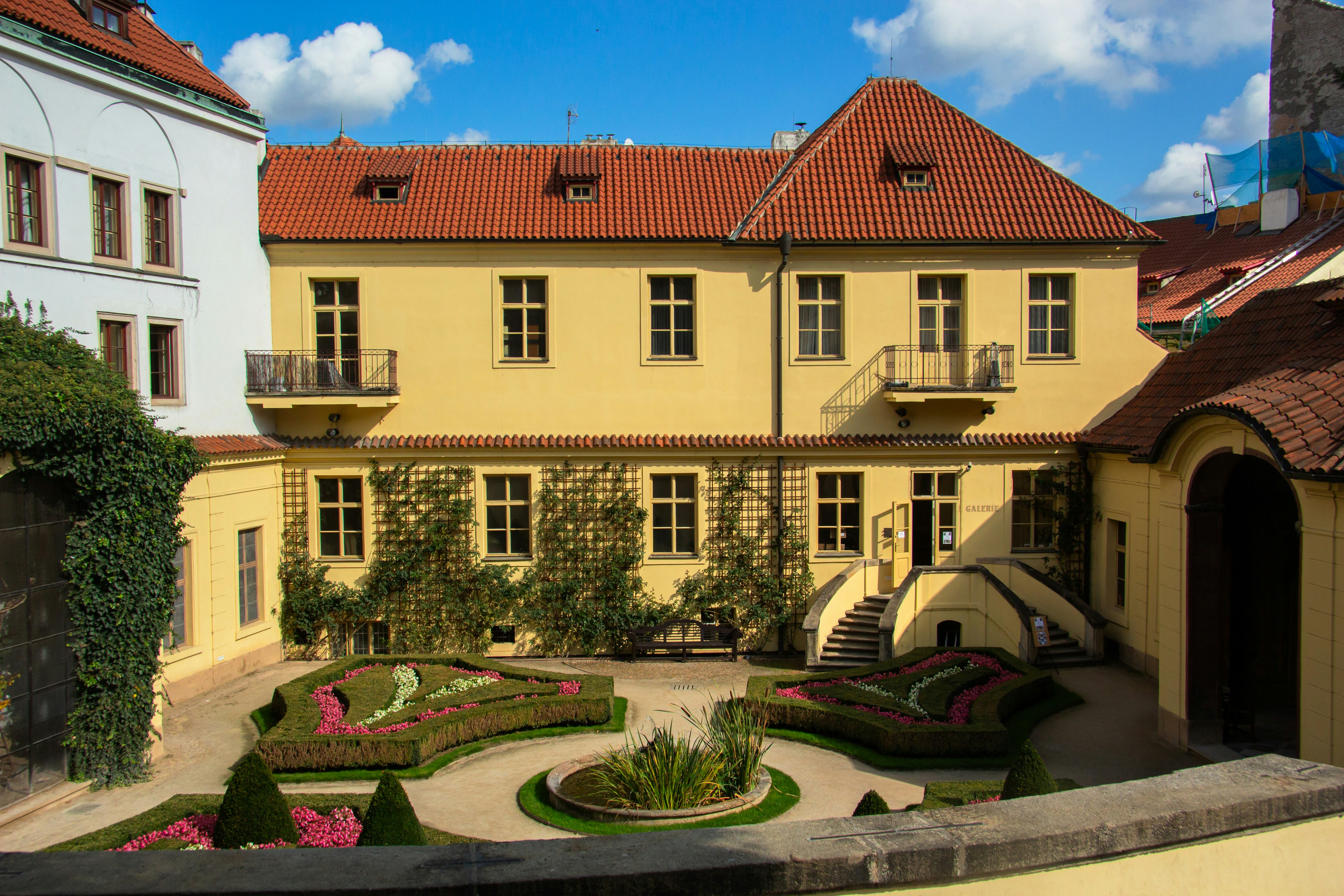 Photo by emirkutluay