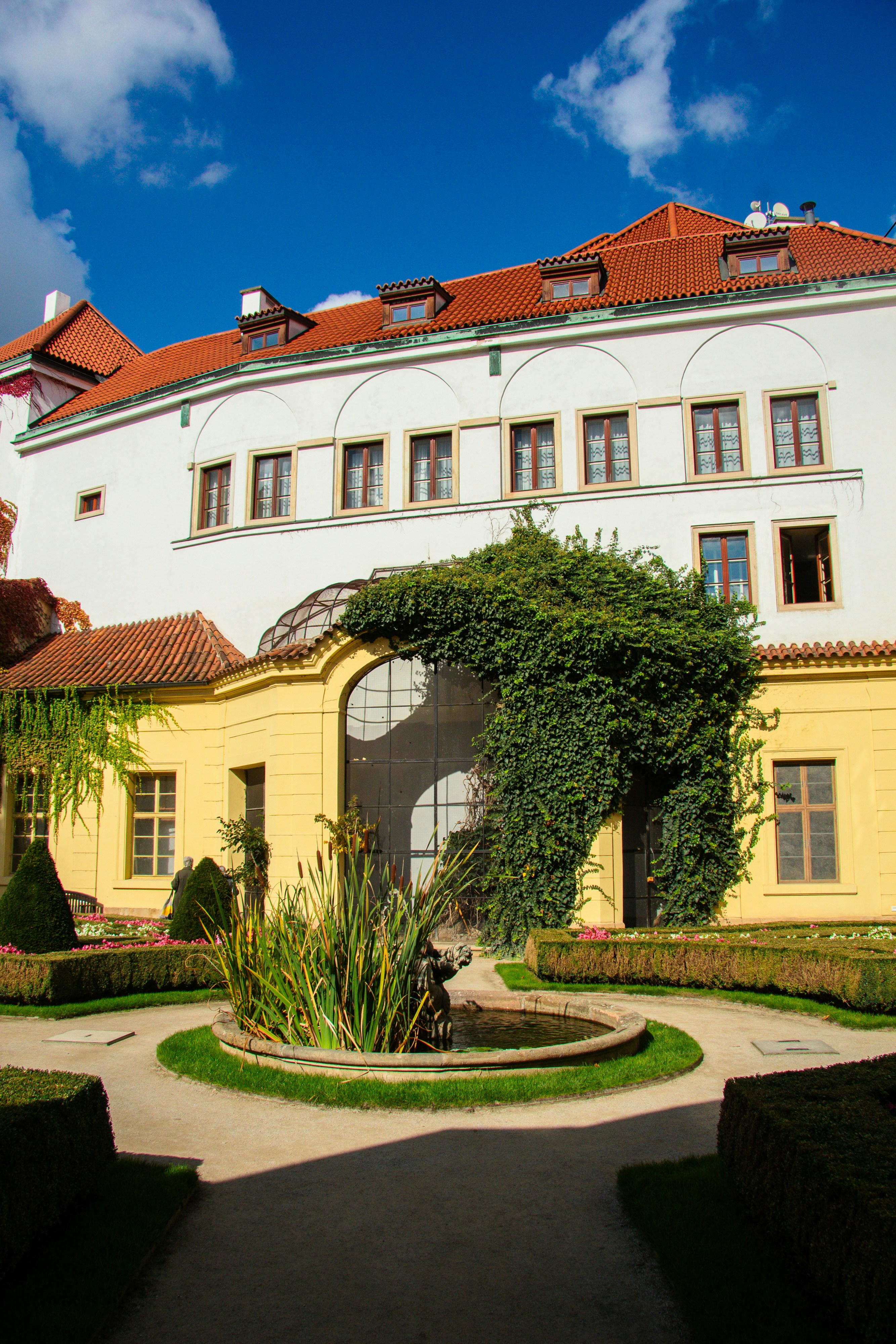 Photo by emirkutluay