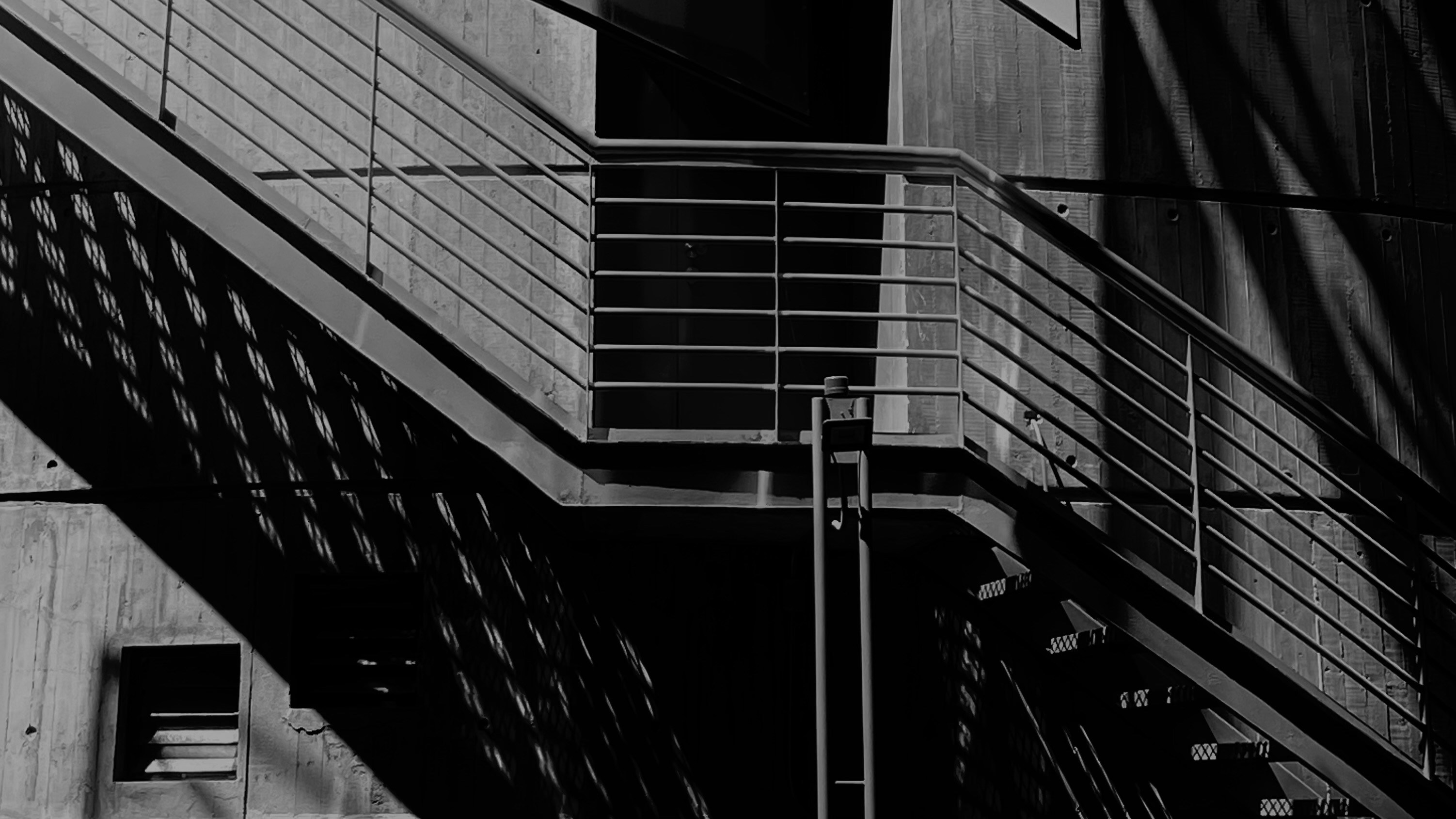 Photo by leviannoon_