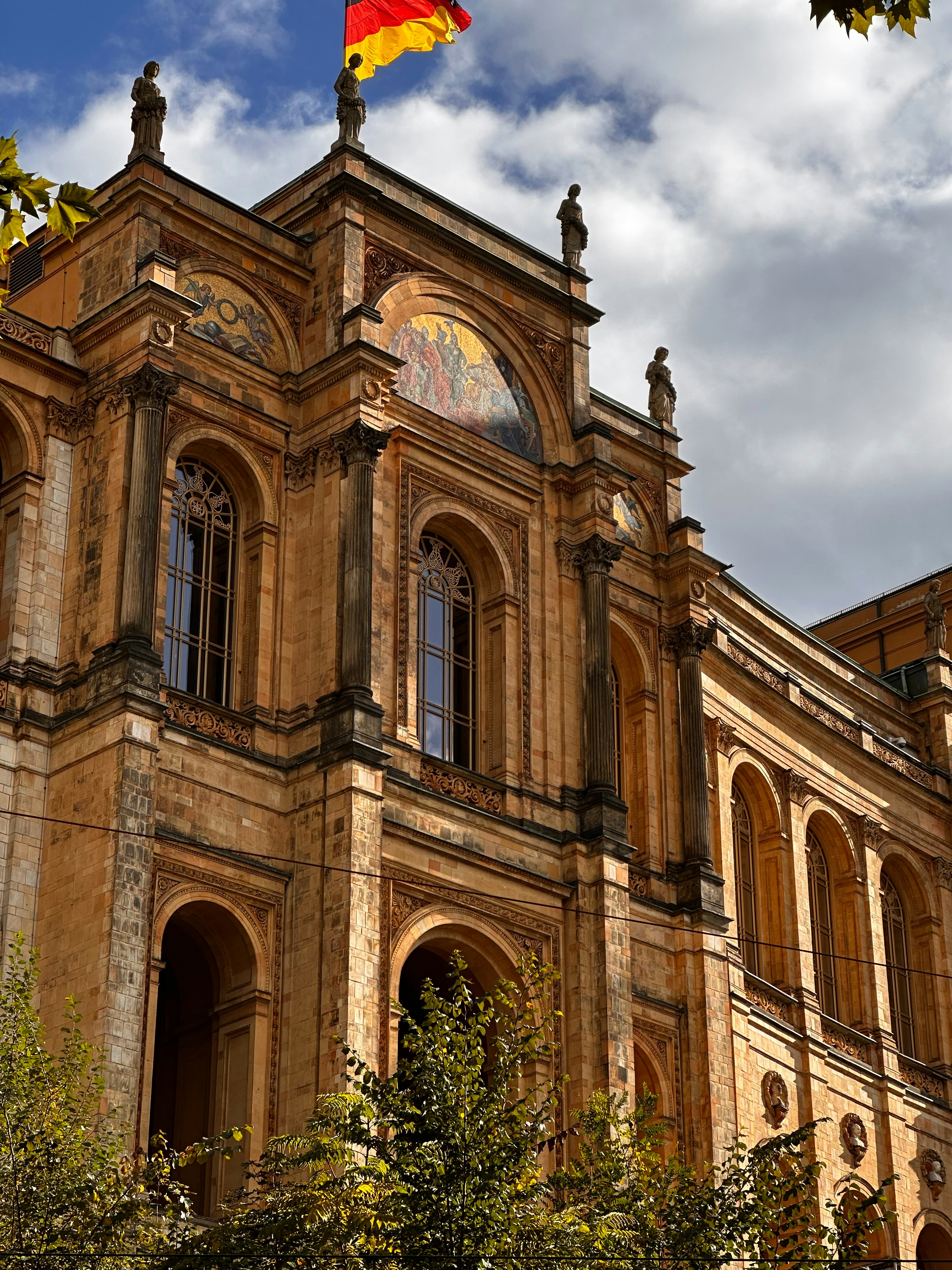 Photo by ralfspannan