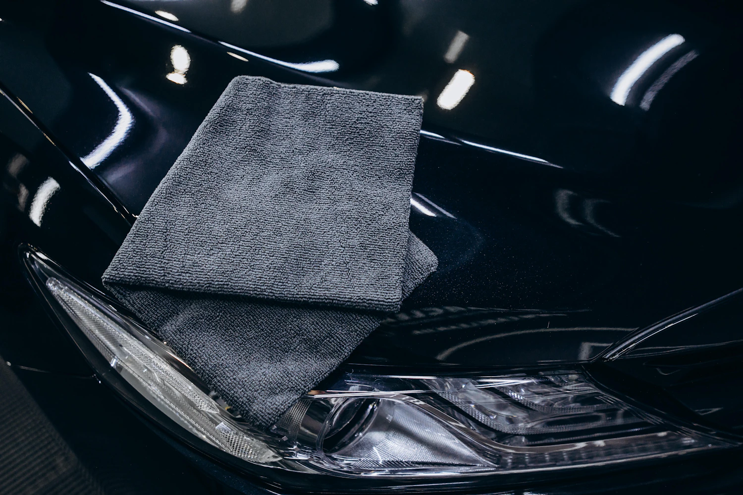 Finition microfibre sur la carrosserie