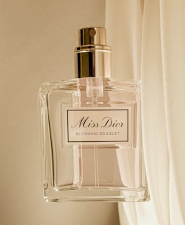 Miss dior blooming bouquet perfume bottle