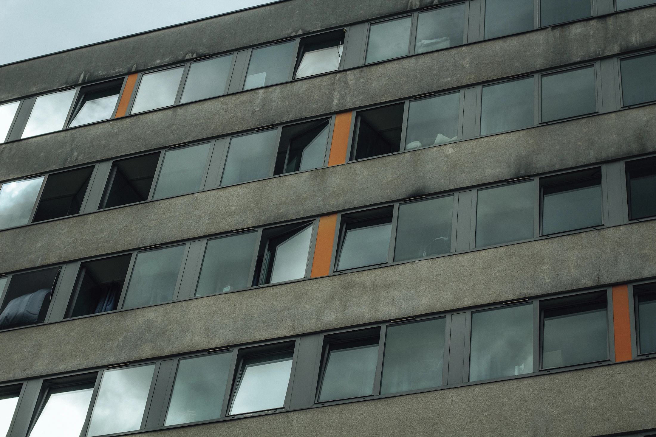1031 Exchange vs. Selling: Is Deferral Worth It?