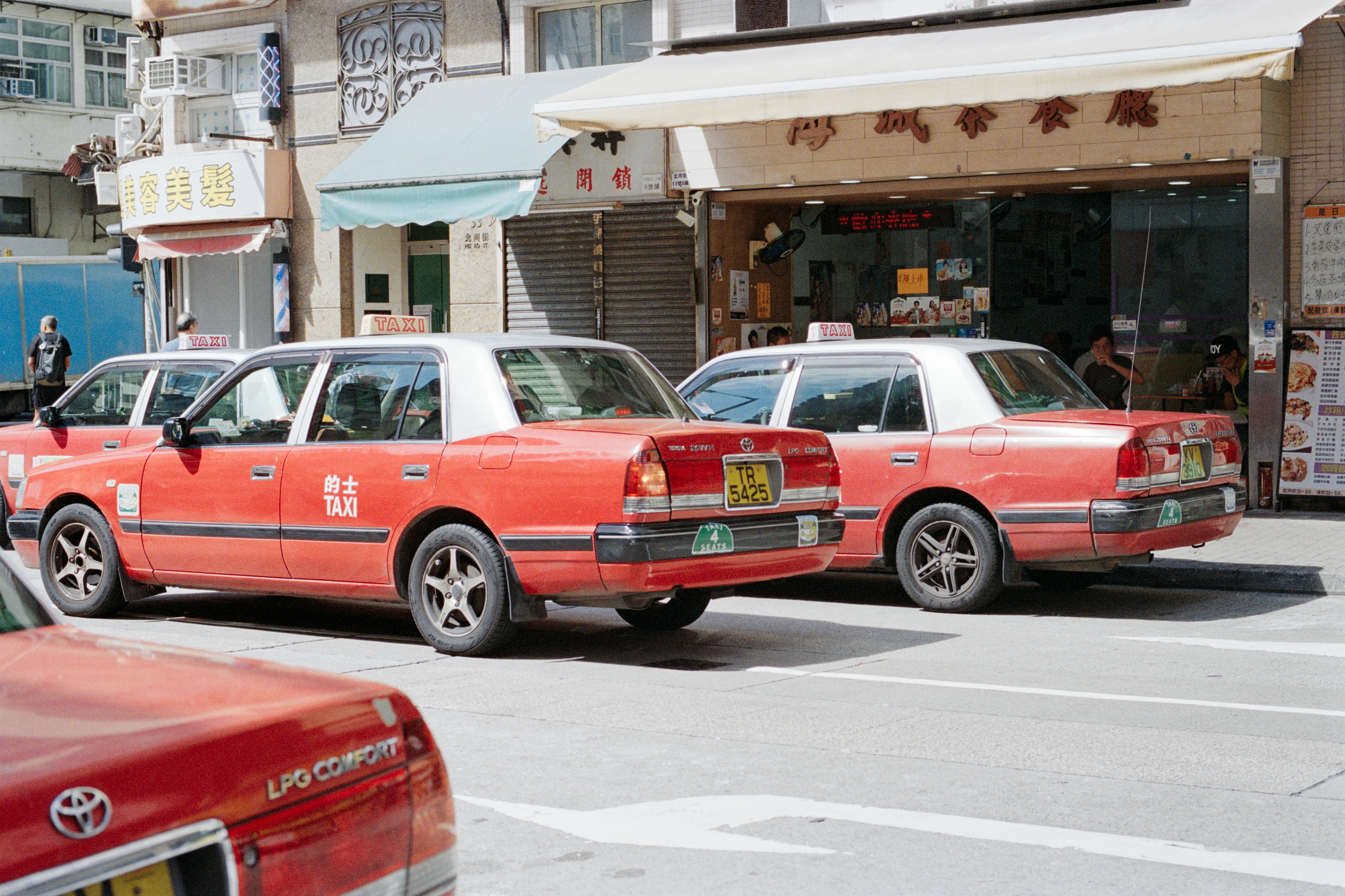 Photo by zhenyao_photo