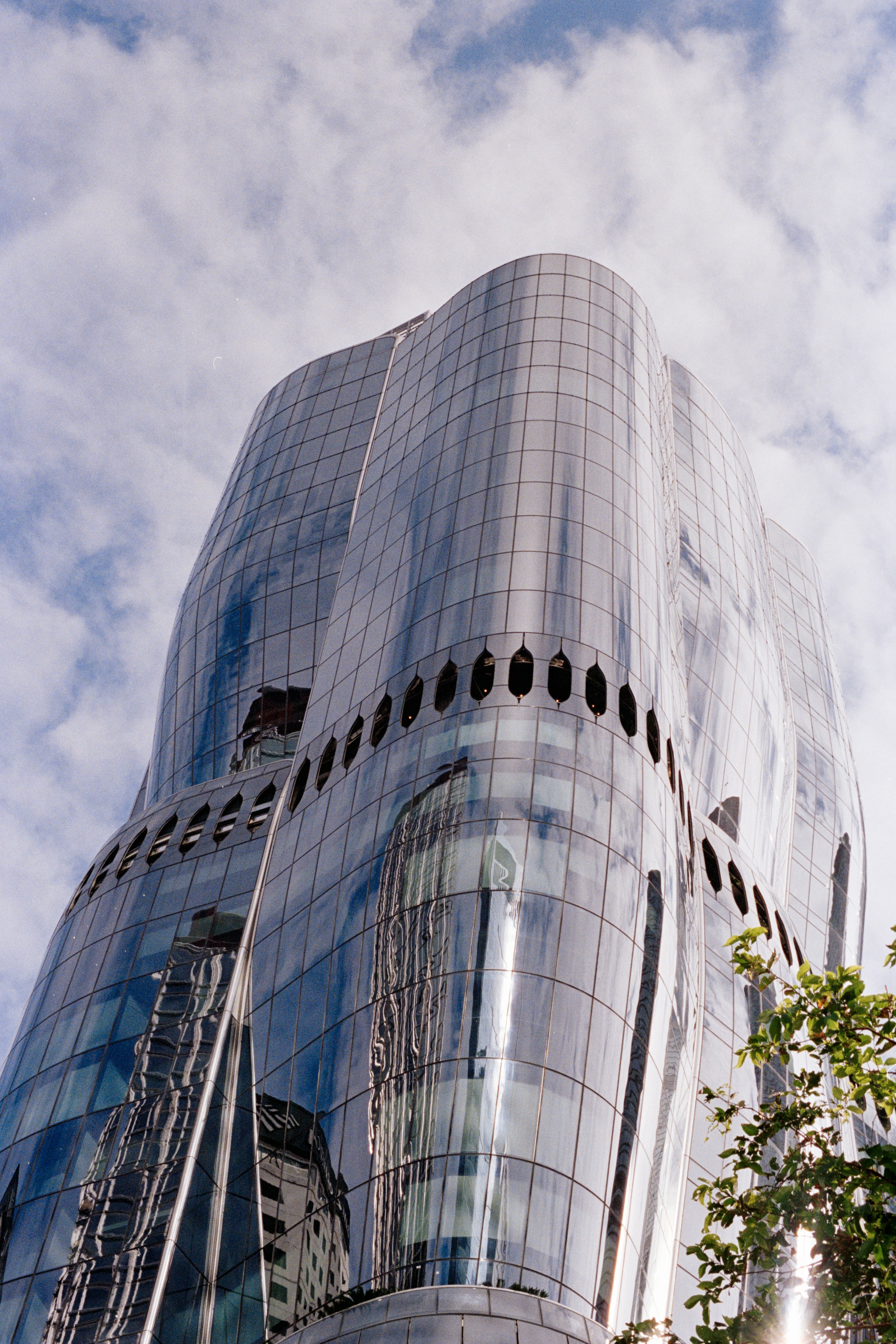 Photo by zhenyao_photo