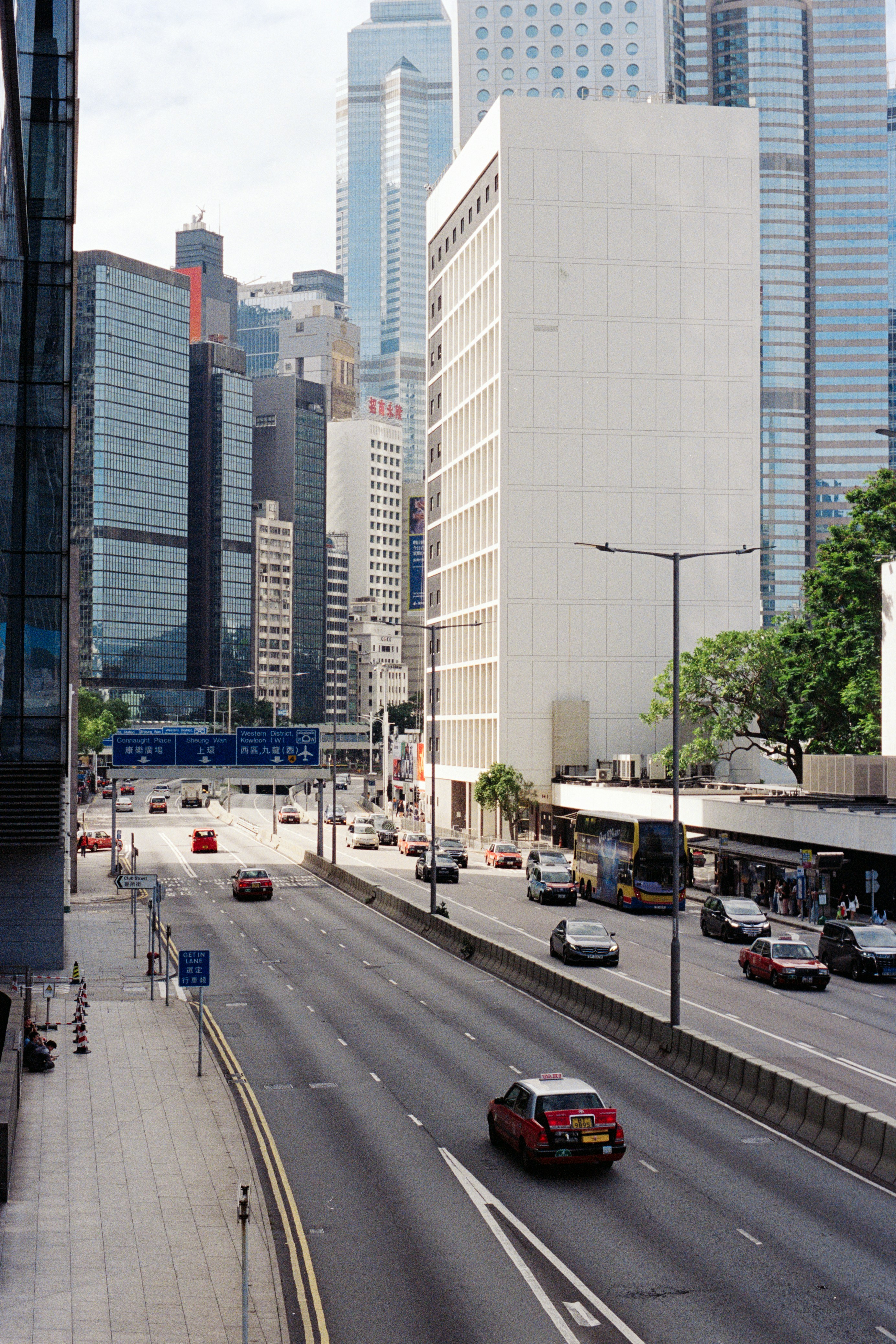 Photo by zhenyao_photo