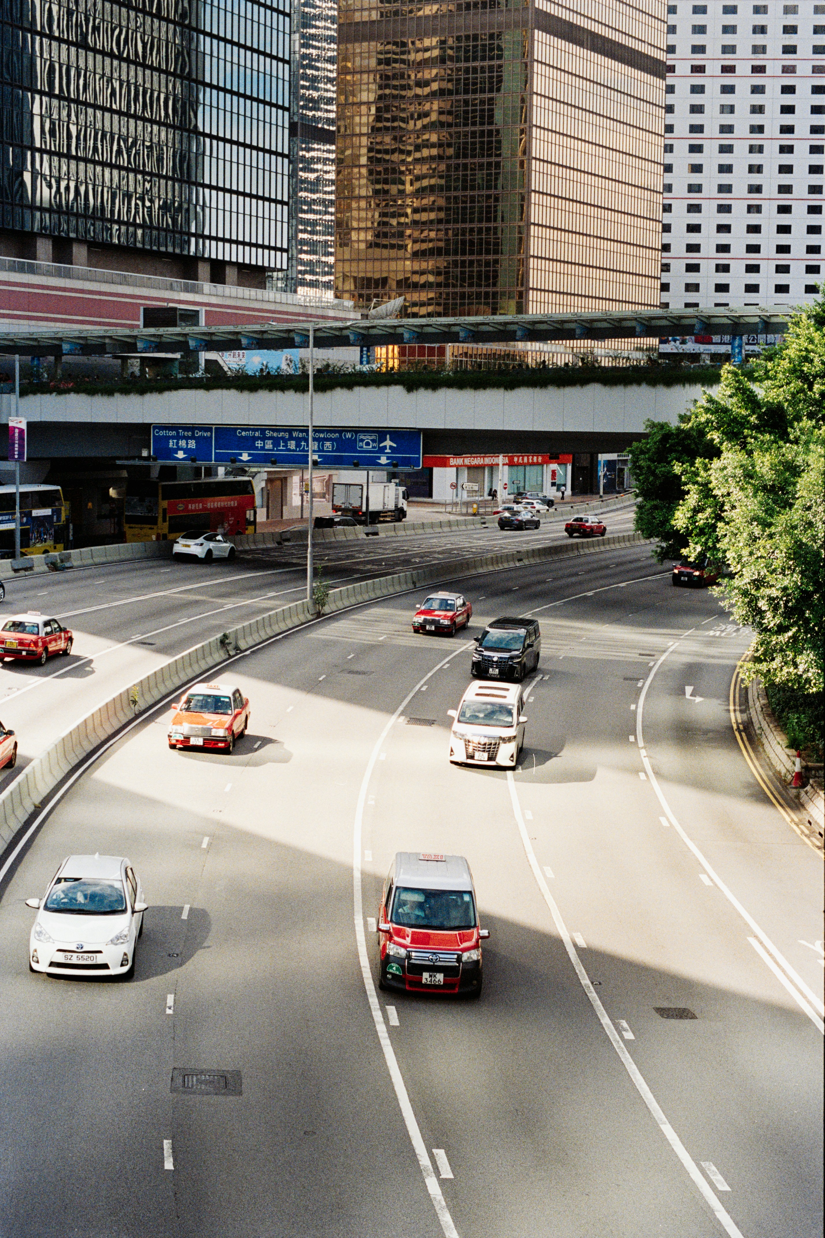 Photo by zhenyao_photo