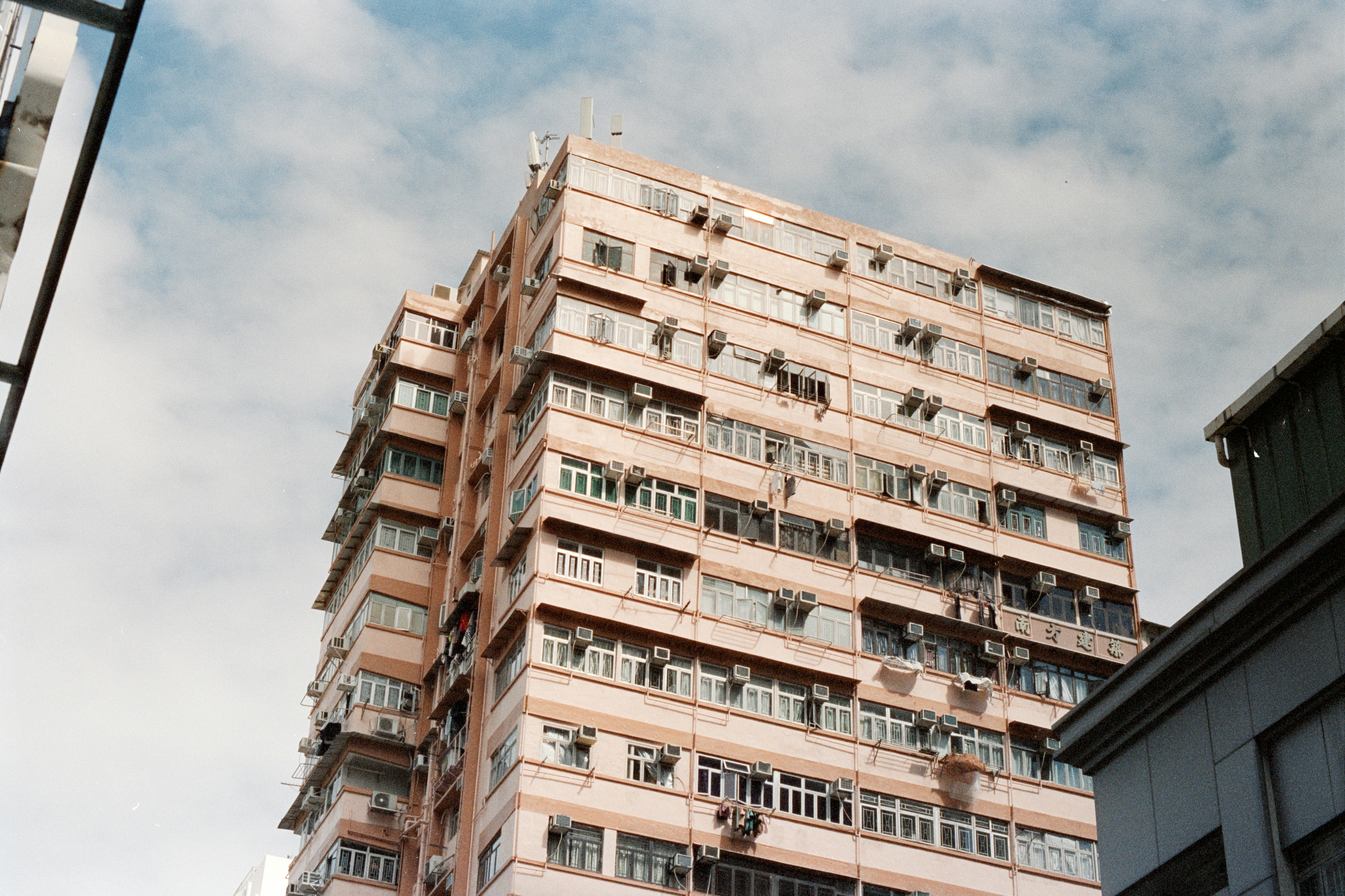 Photo by zhenyao_photo