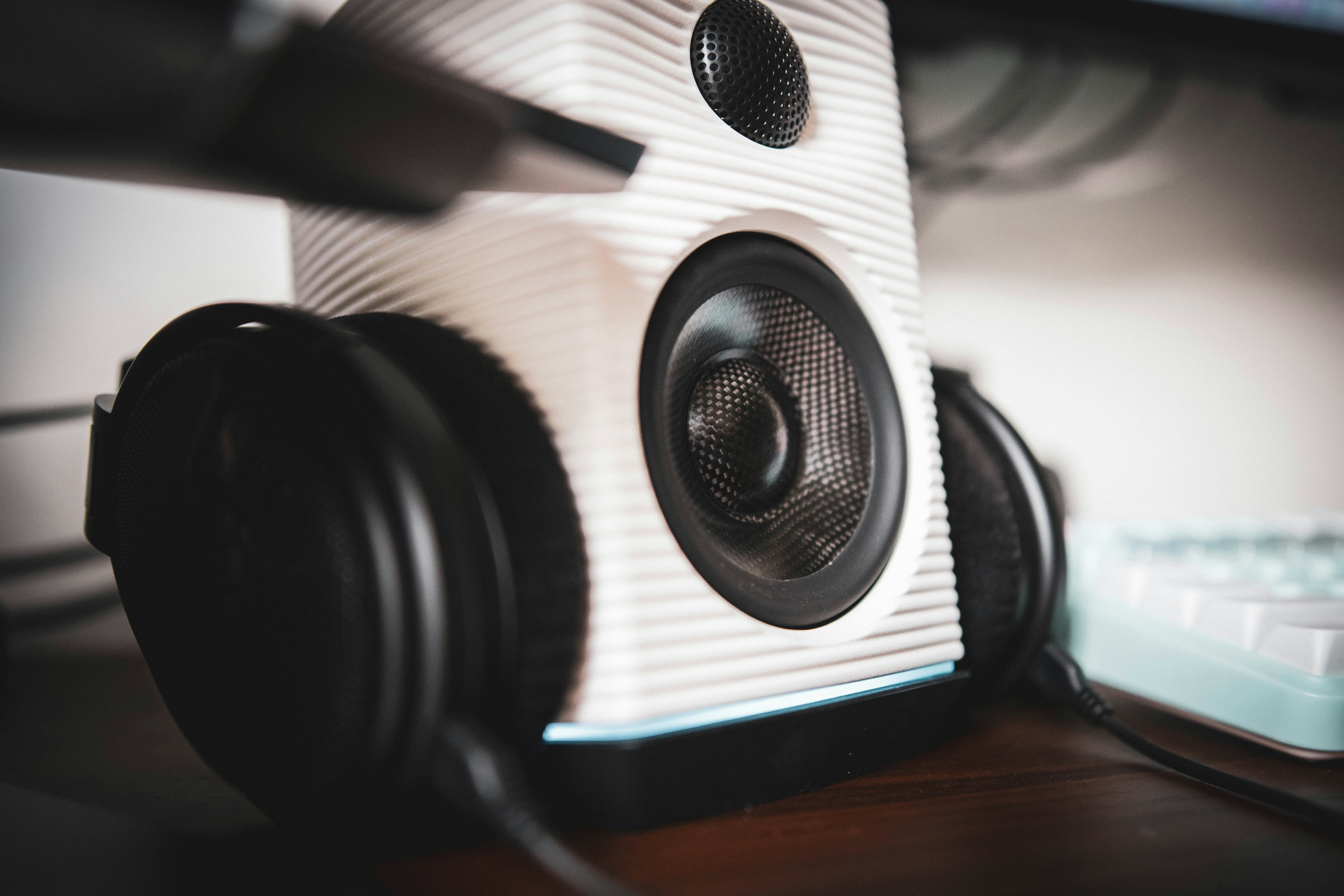 Speaker and headphones