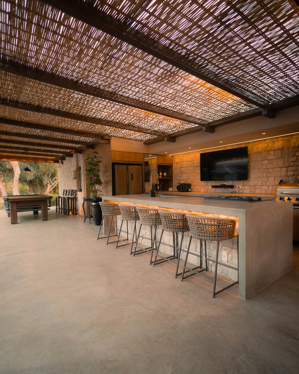 Outdoor Kitchen with Stone Island