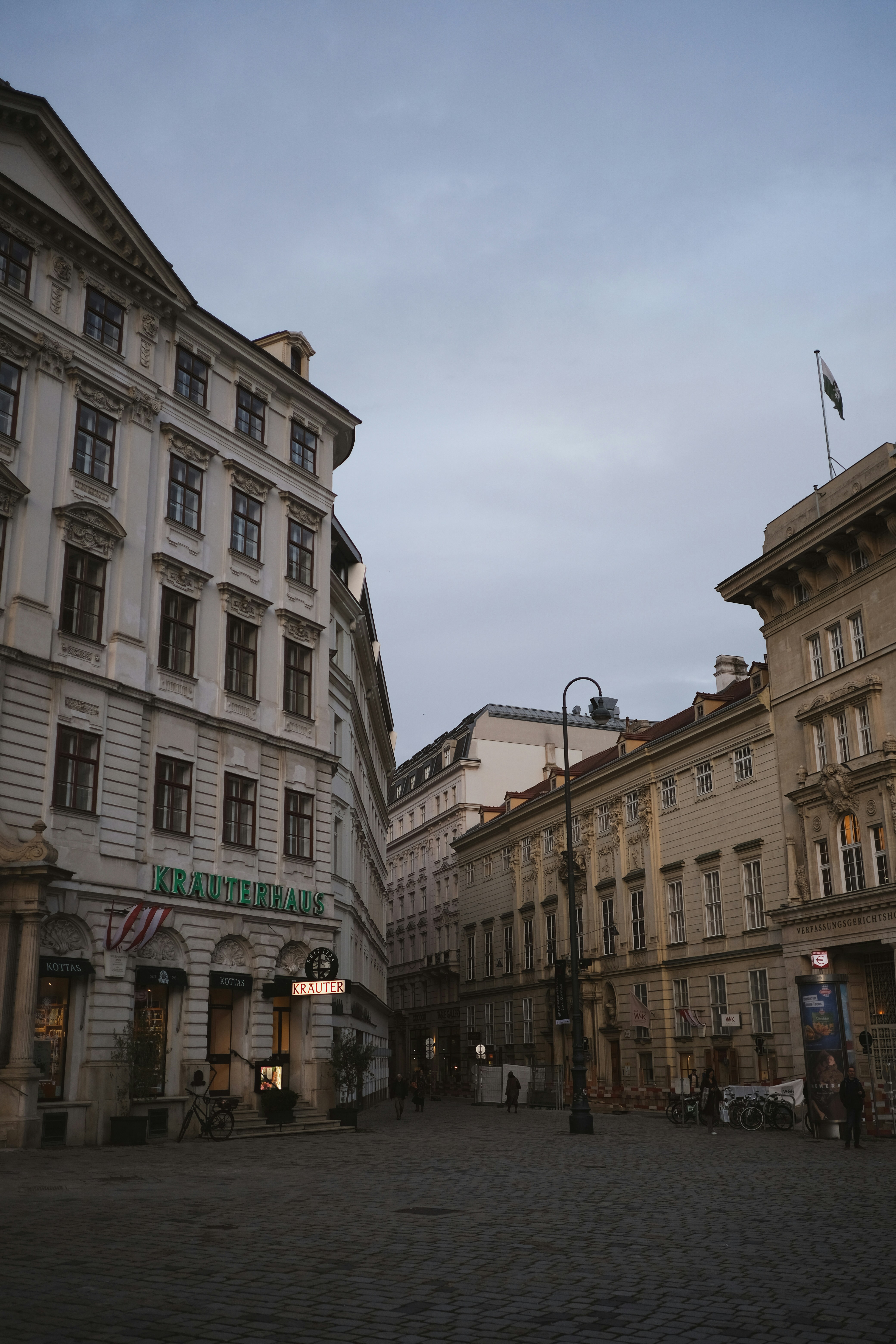 Photo by frequancytimespace