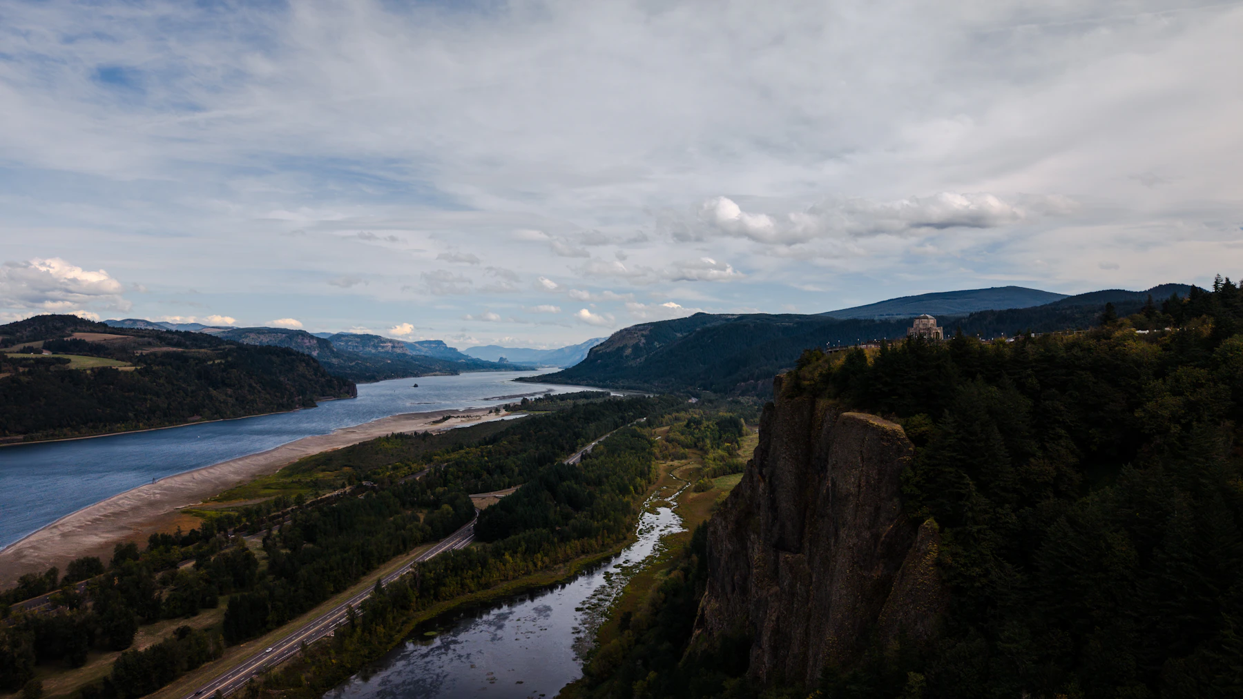 Aerial view of the Columbia River Gorge, Oregon