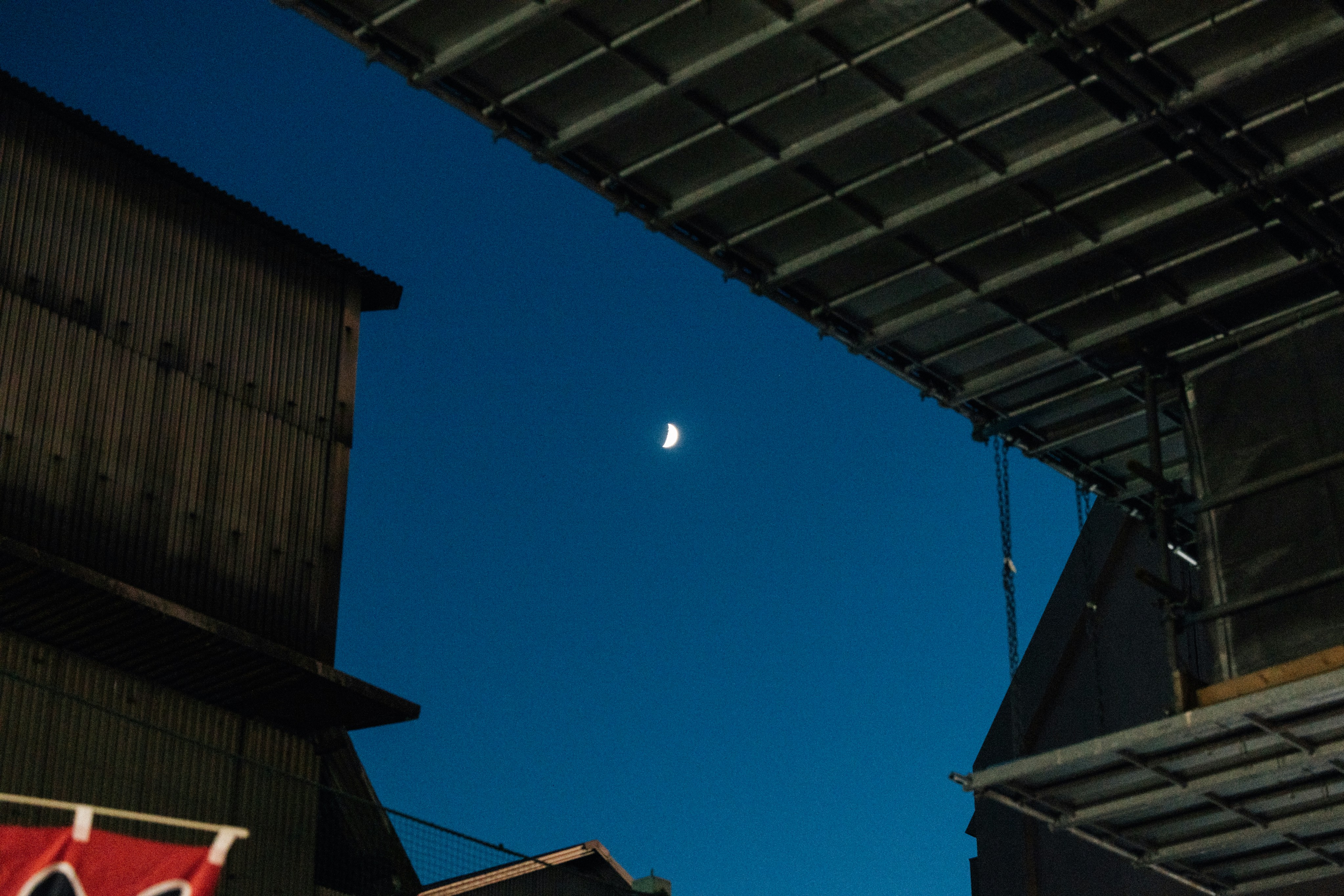 Photo by tsuyoshikozu