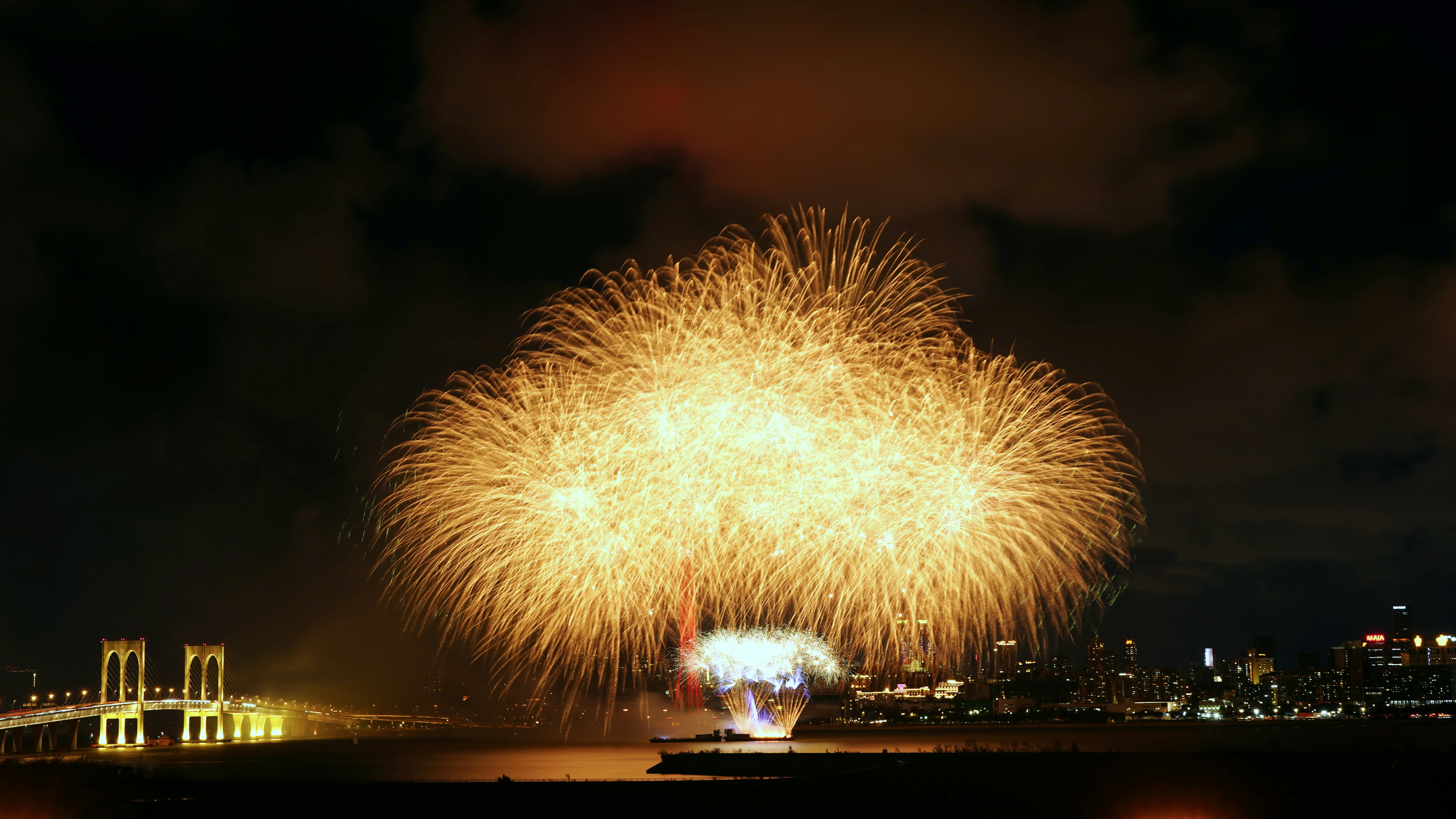 Photo by loegunntunghok