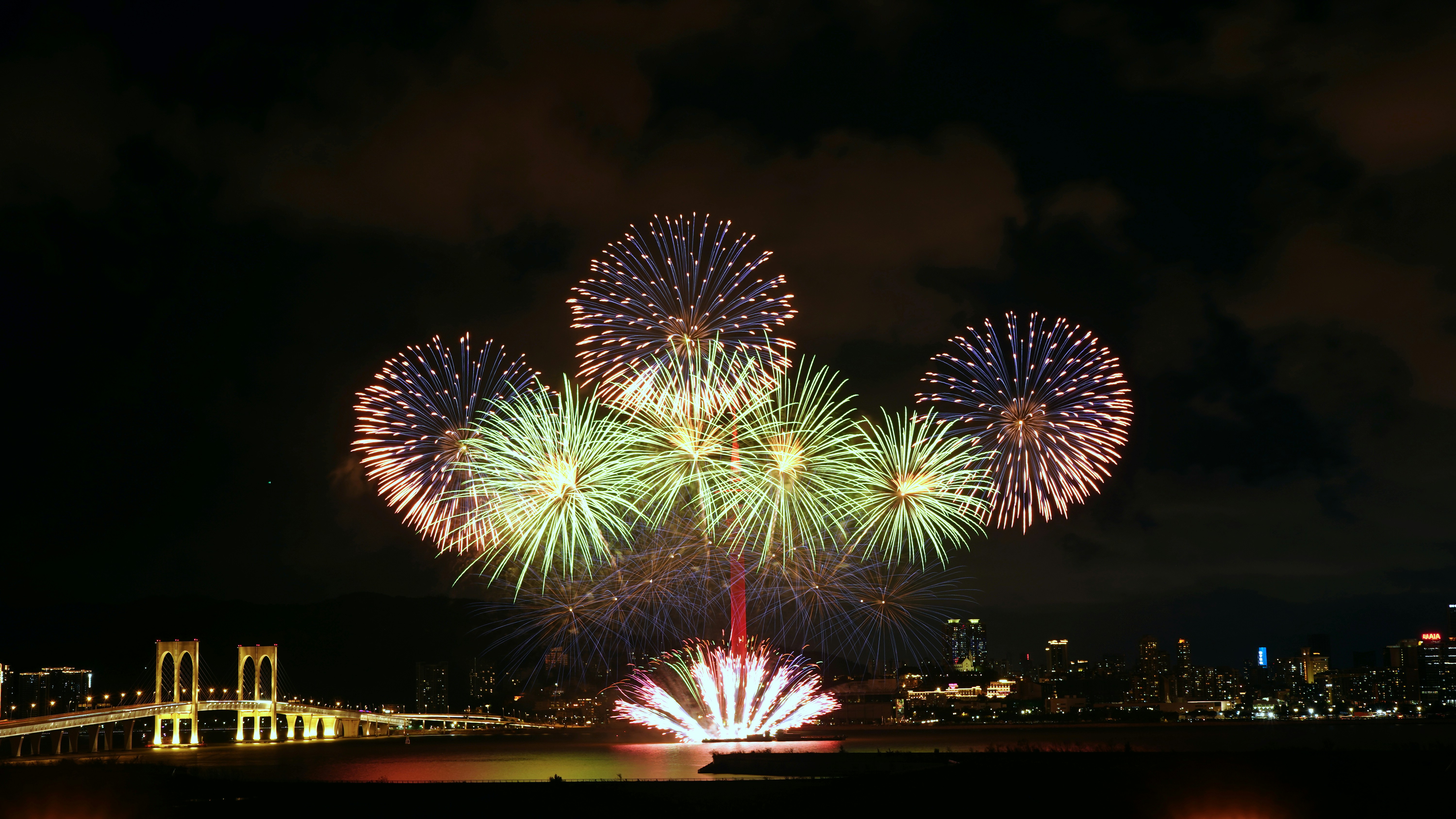 Photo by loegunntunghok