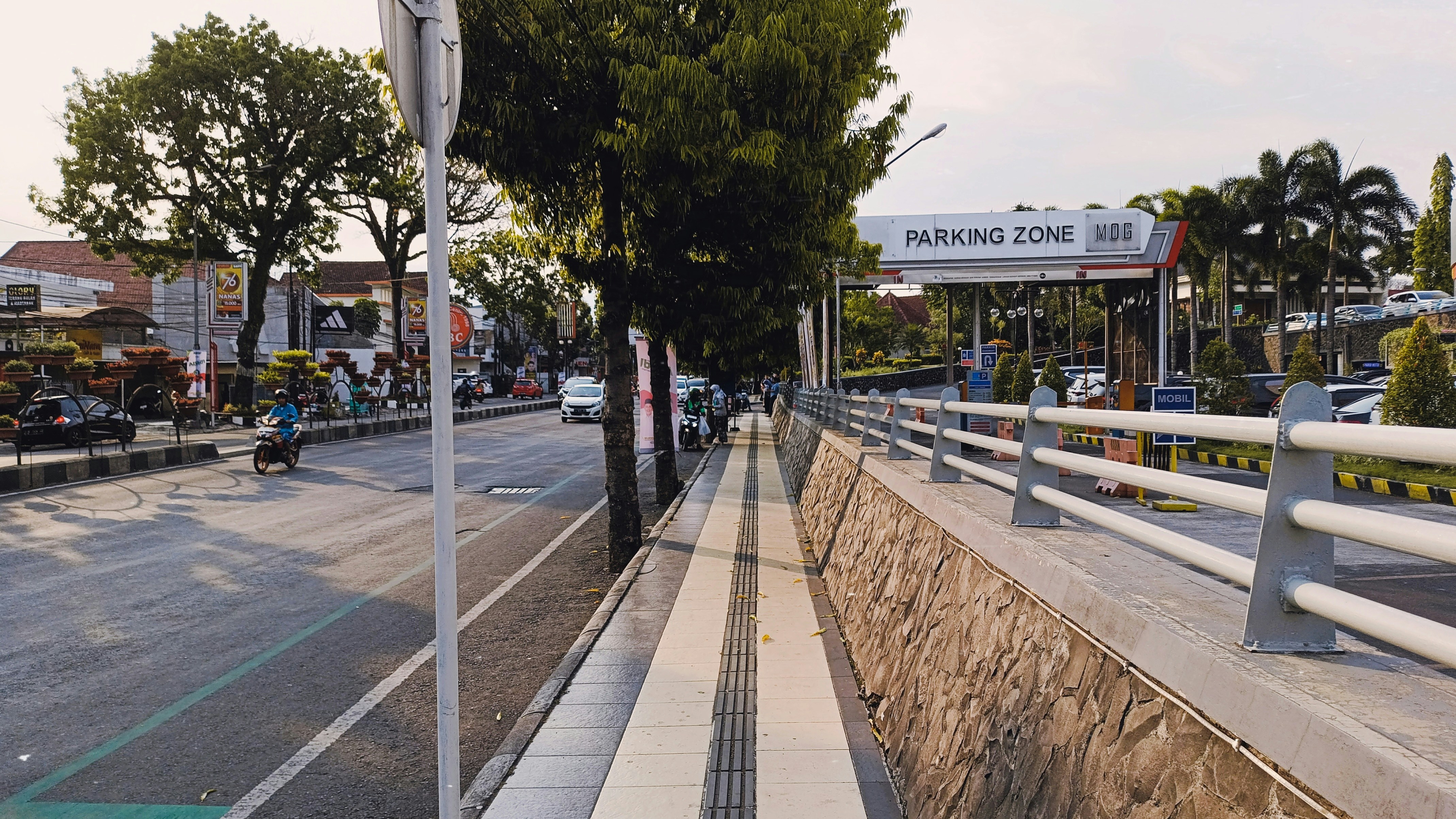 Photo by farhan_m_adyatma