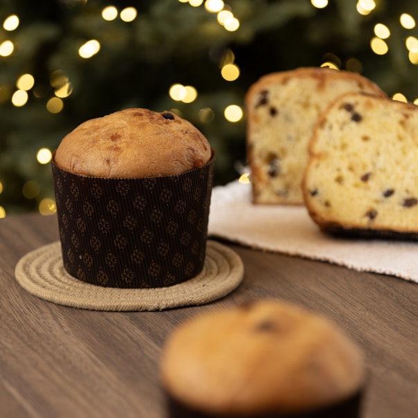 Panettone with chocolate chips on a table.