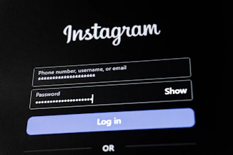 Instagram login screen with fields for username and password.