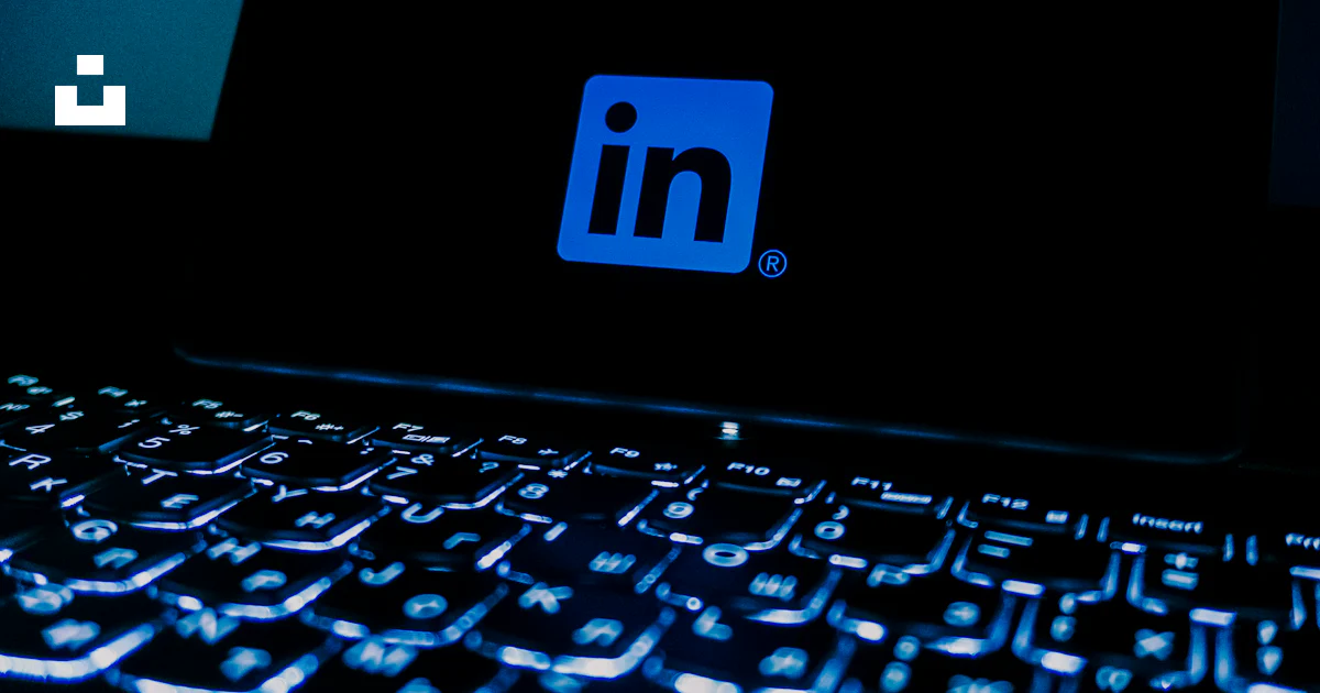 Computer Screen Linkedin Linkedin logo displayed on a laptop screen photo – Free Business Image ...