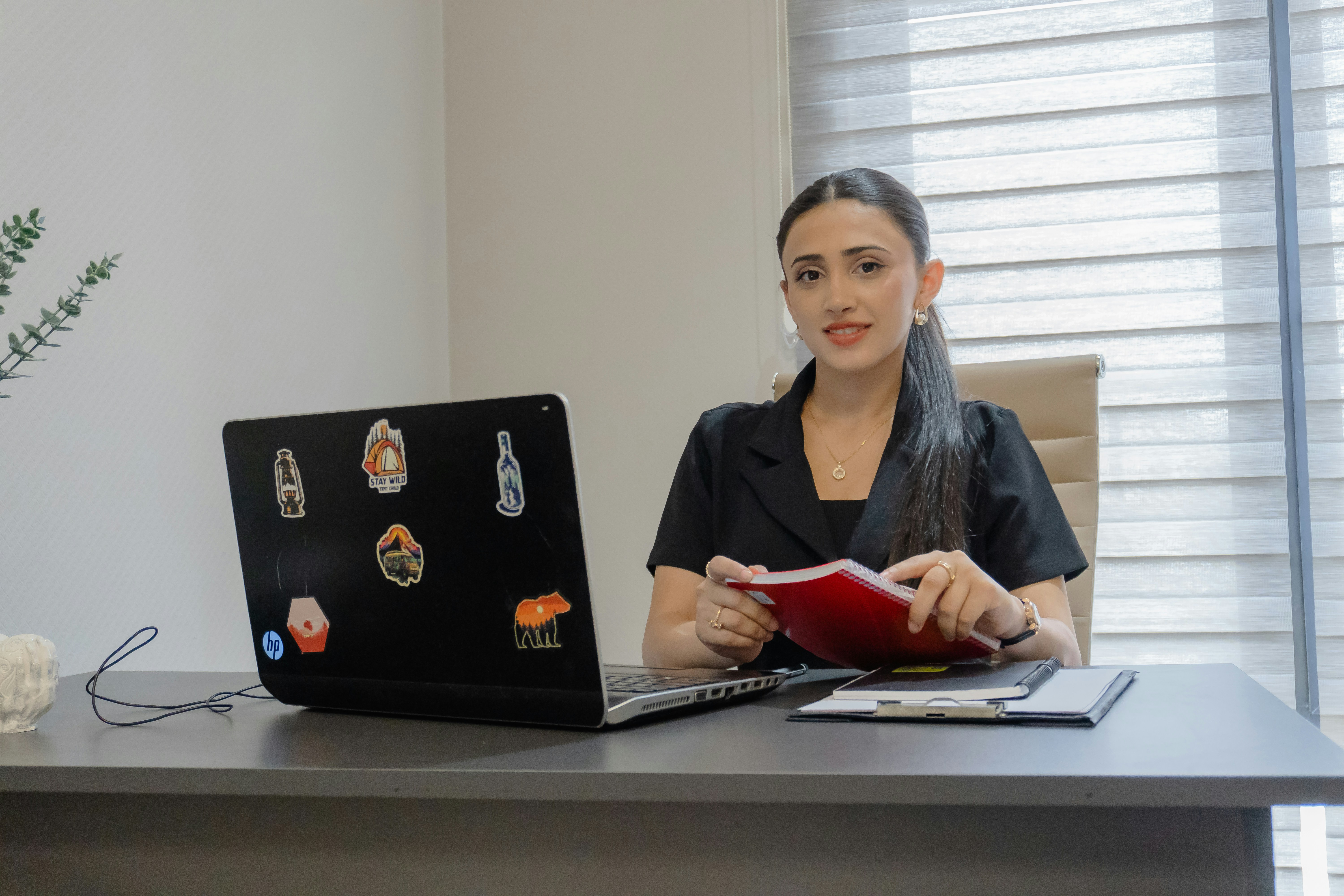 Photo 1762341117089 38771eedef9f?crop=entropy&cs=tinysrgb&fit=max&fm=jpg&ixid=M3w1MjQ0NjR8MHwxfHNlYXJjaHwxOHx8c3RyYXRlZ2ljJTIwZGV2ZWxvcG1lbnR8ZW58MHwwfHx8MTc2MjY0Nzc3MHww&ixlib=rb 4.1