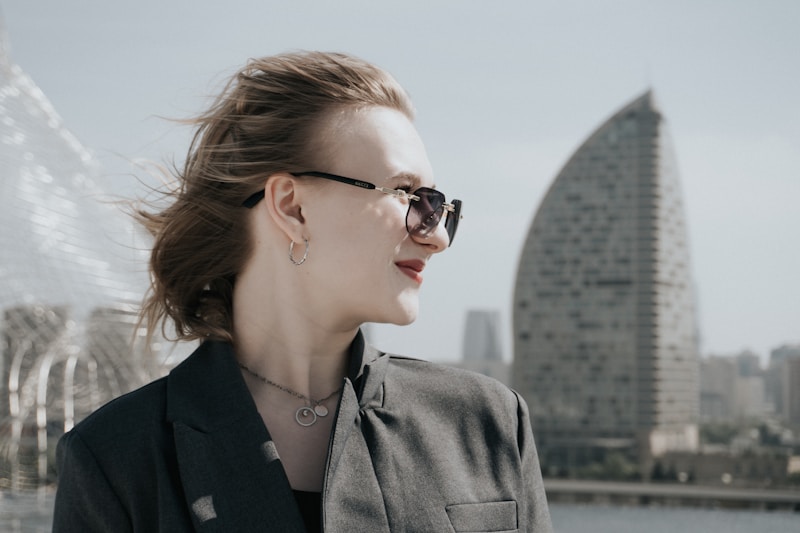 Sophisticated sugar mama in sunglasses and modern setting