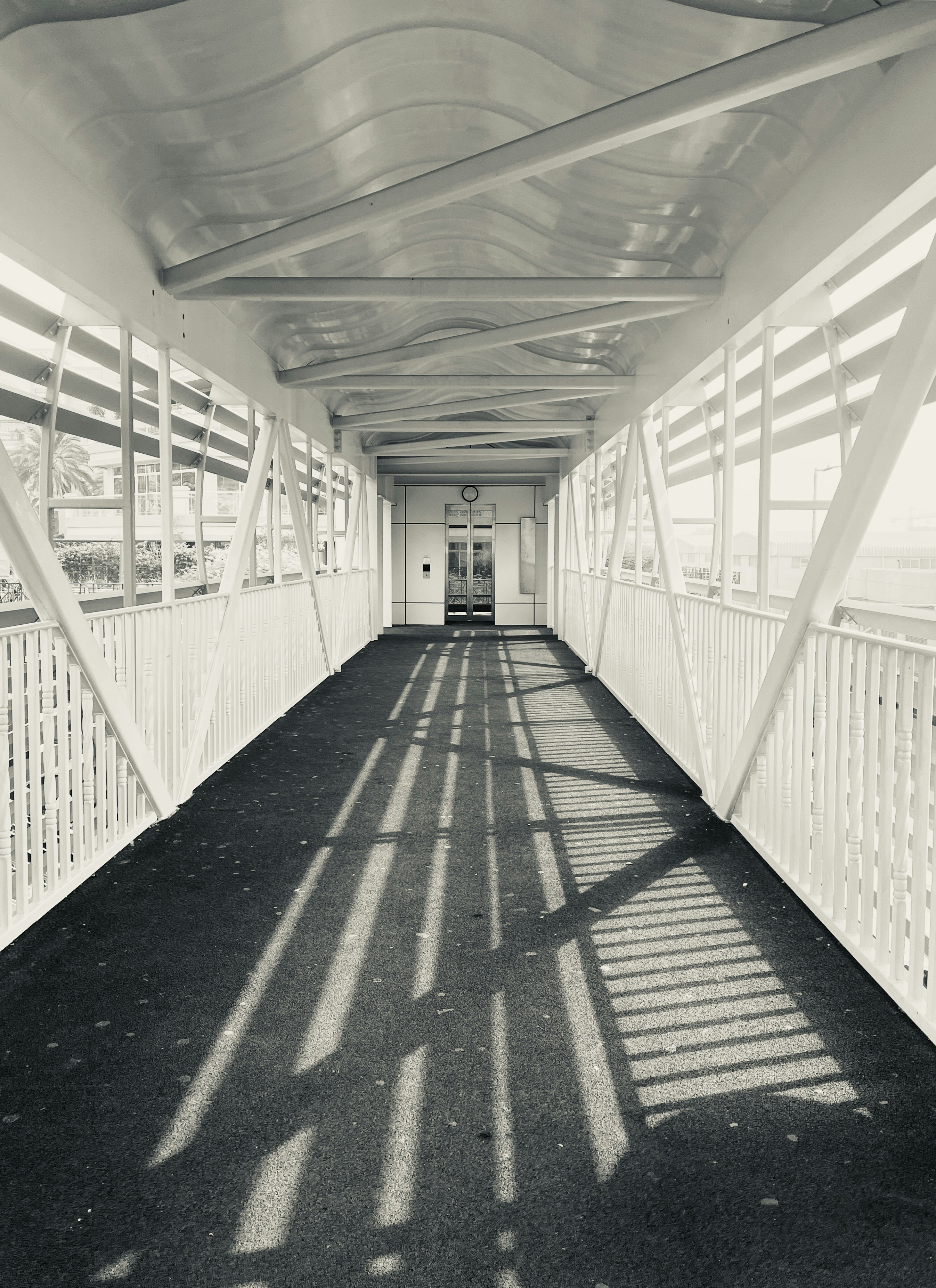 minimalist hallway wallpaper, wallpaper, Decorate Hallway with Curtains: Ideas & Inspiration 5