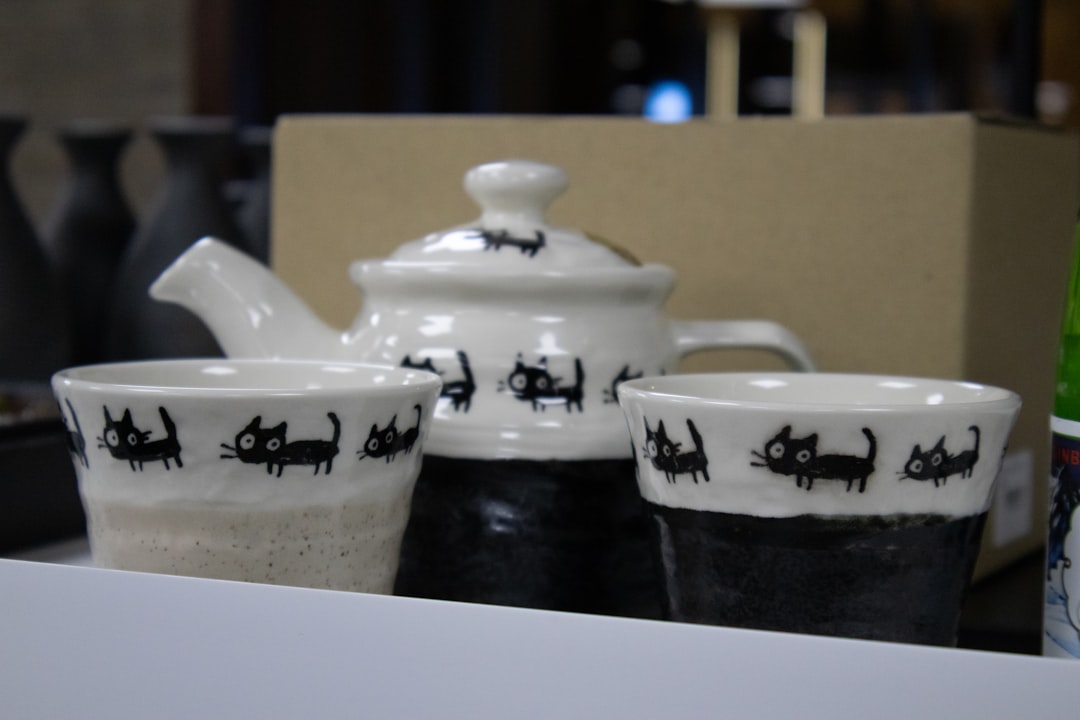 電子レンジで陶器を使う際のリスク 和食器