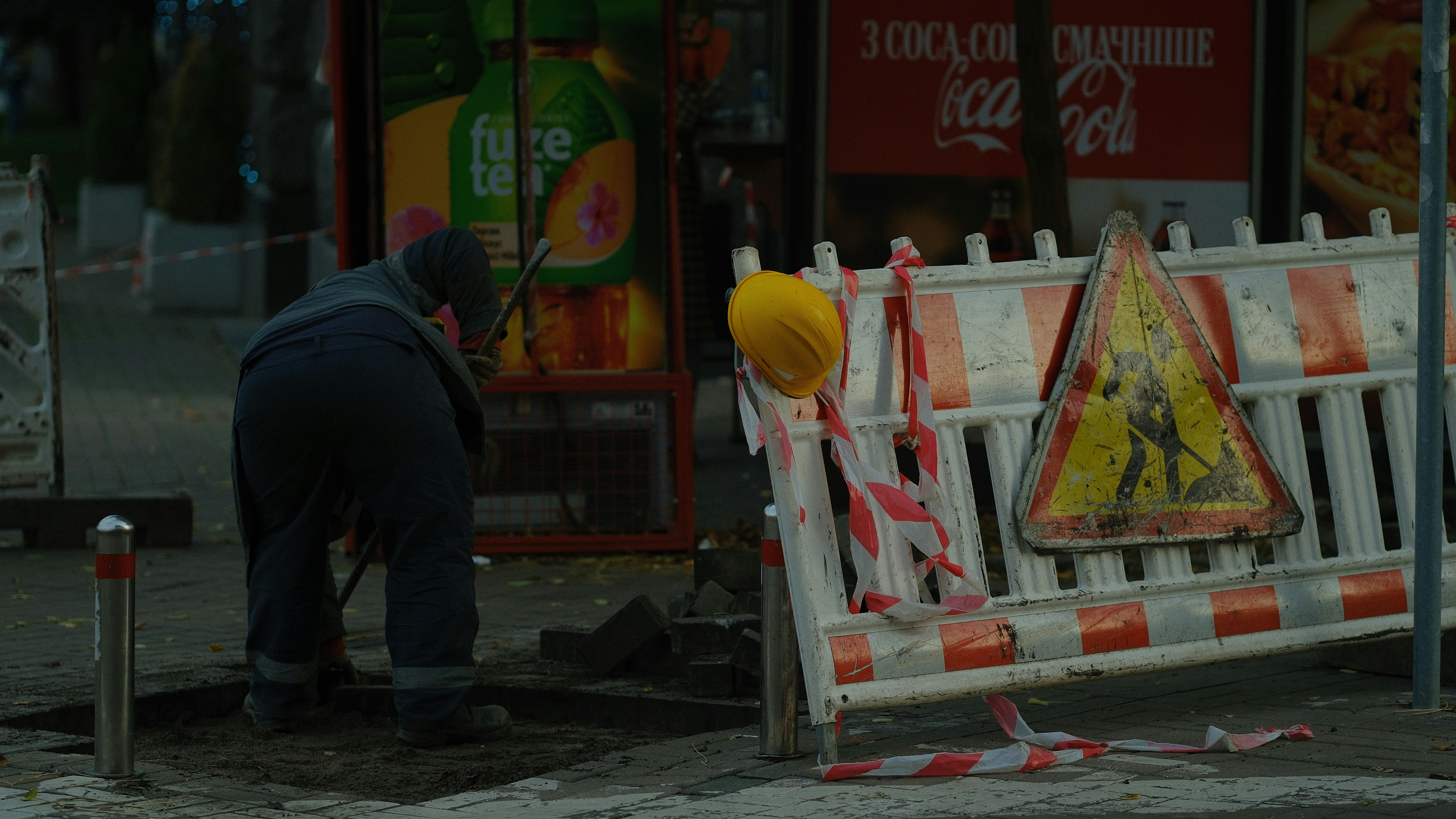 Sustainable Barrier‑Repair Routines for Reactive Skin — A 2026 Playbook