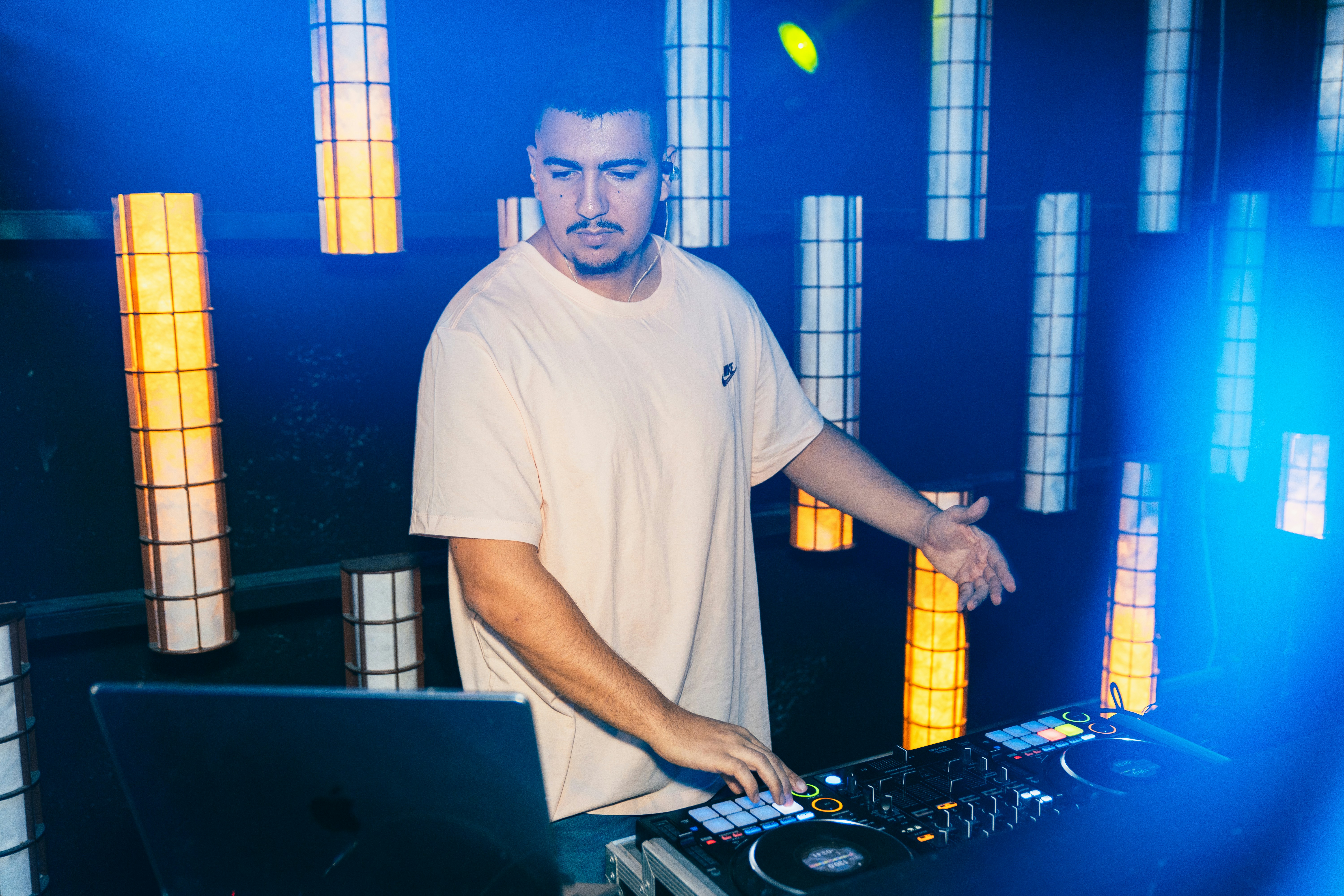 Industrial workspace equipment