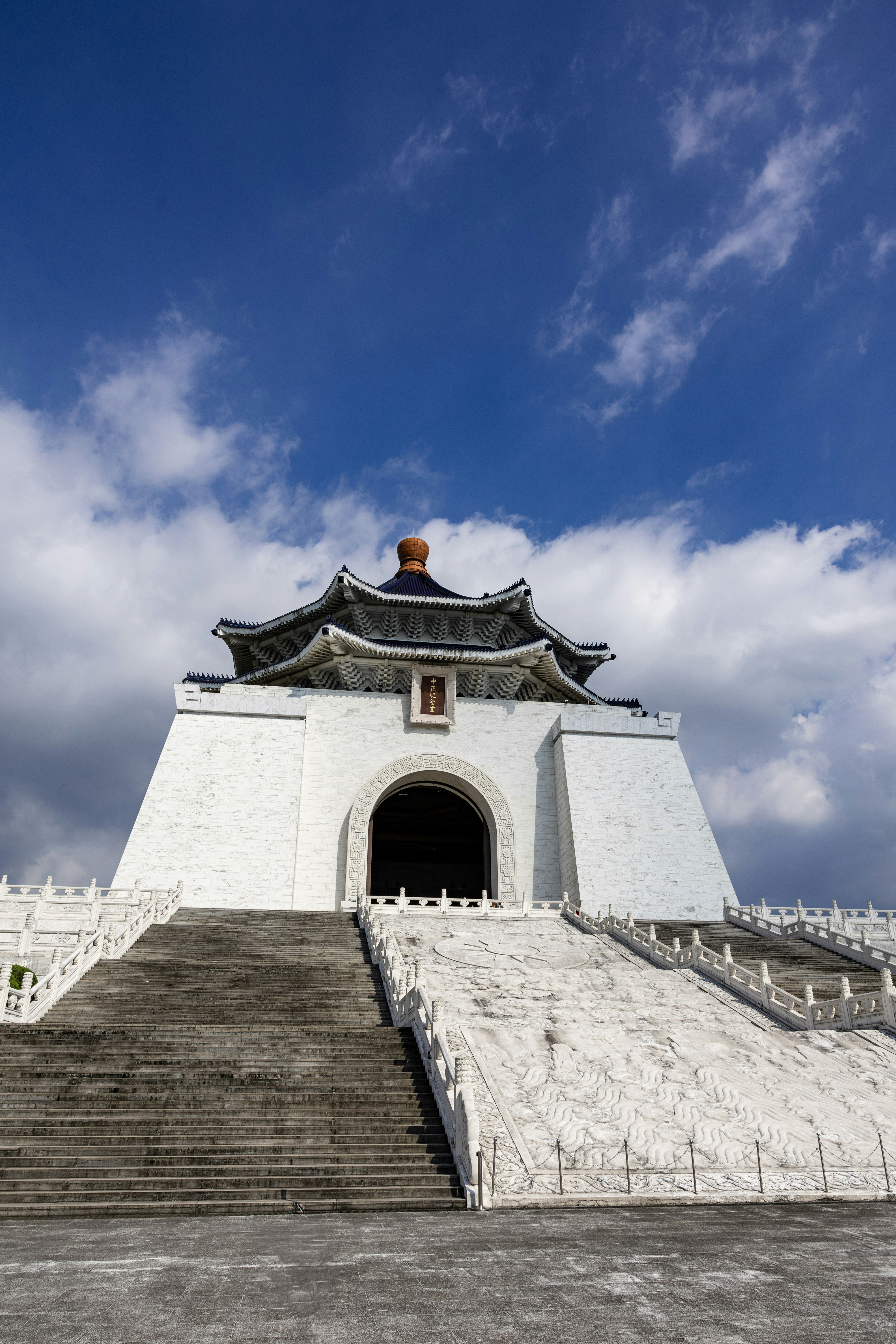 Photo by maxim_klimashin