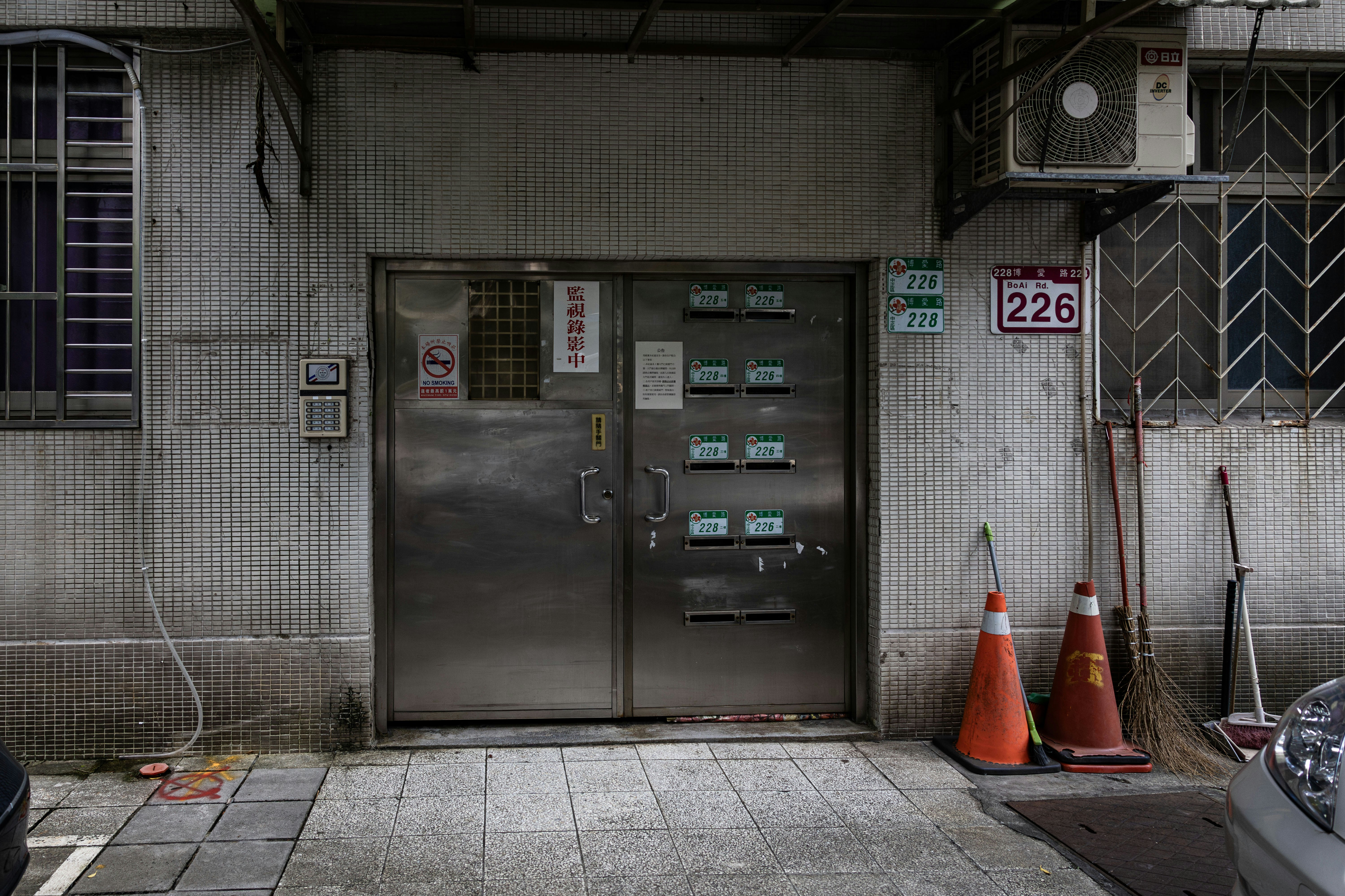 Photo by maxim_klimashin